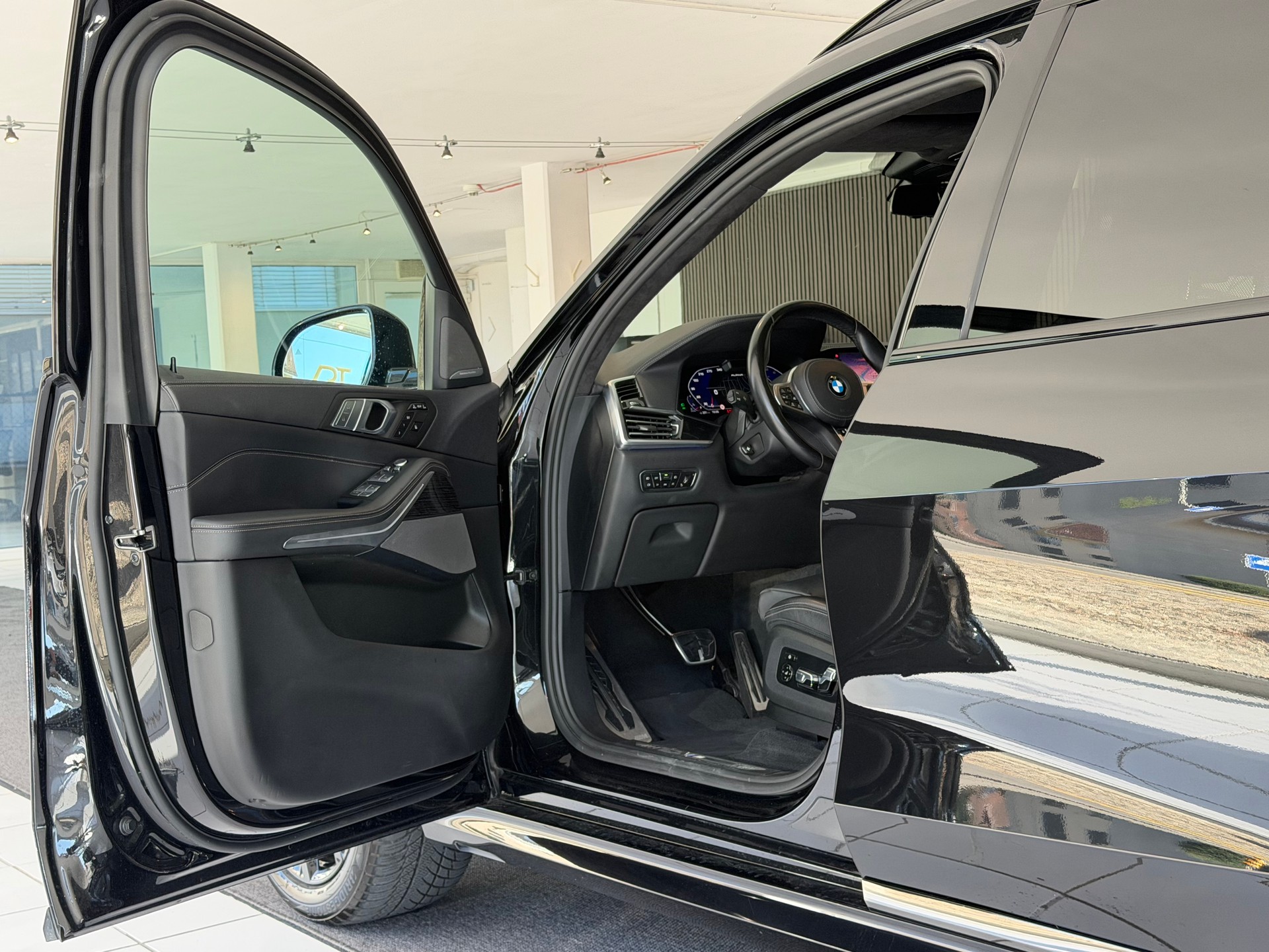 BMW X7 xDrive 48V 40d M Sport PRO Steptronic*6 Plätzer*-image-9