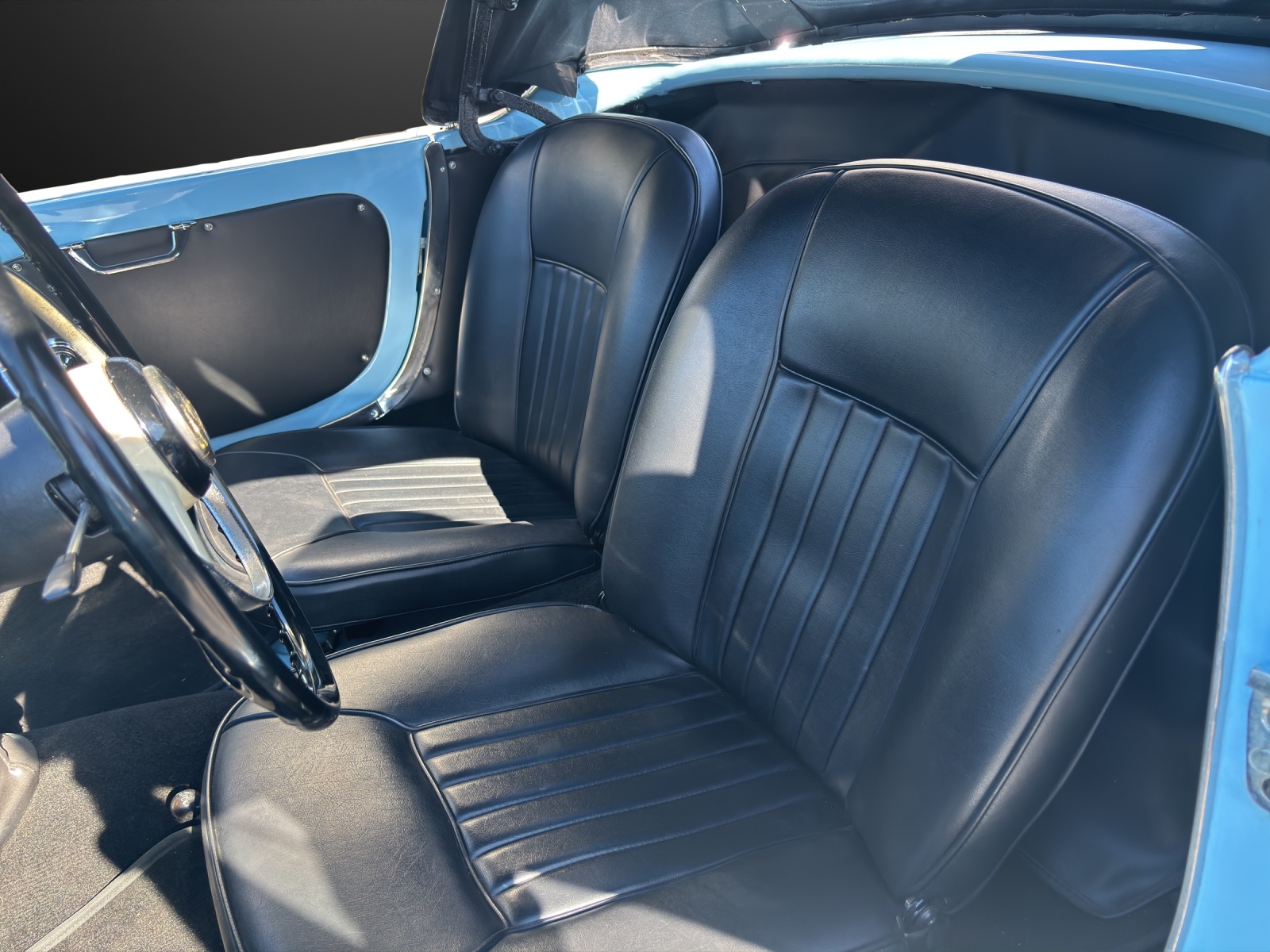 ALFA ROMEO Giulietta Spider Veloce-image-9