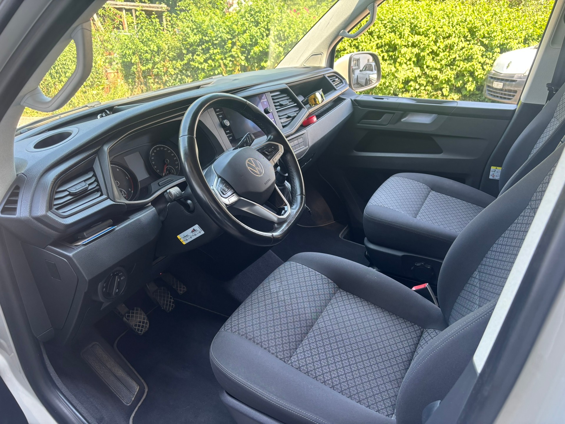 VW 2.0 TDI 150 Beach Liberty-image-3