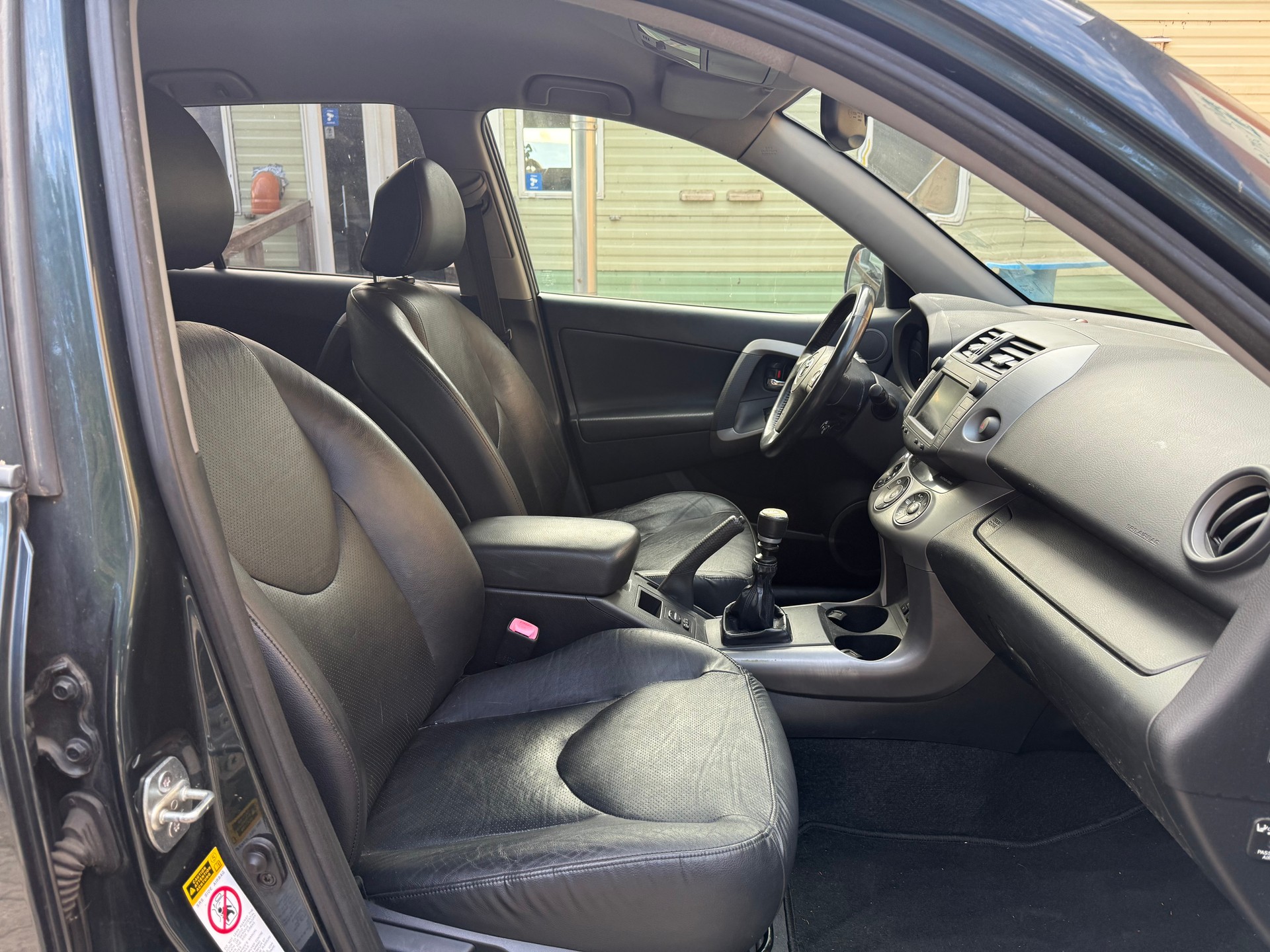 TOYOTA RAV-4 2.2D-4 D CleanPower Linea Sol-image-11