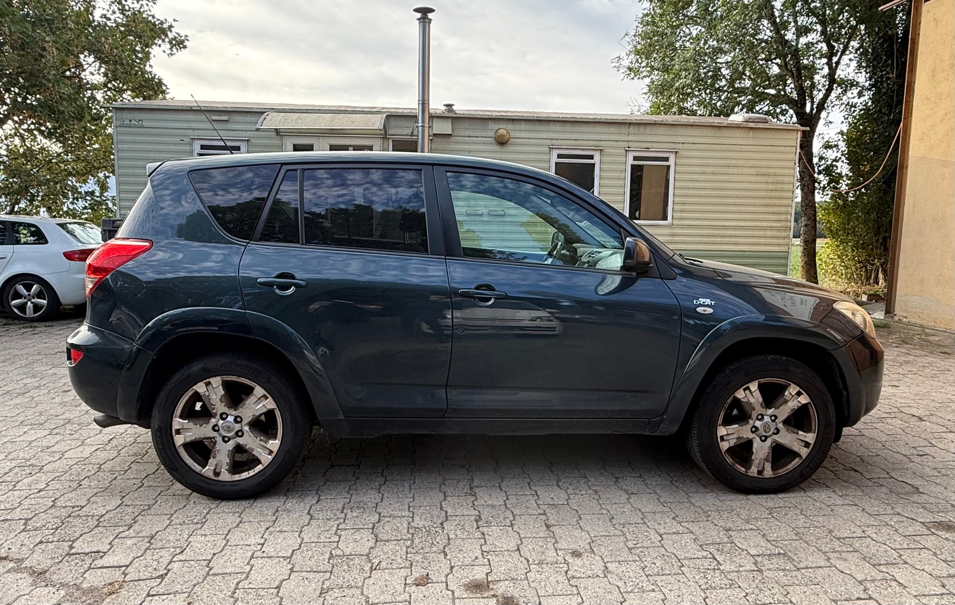 TOYOTA RAV-4 2.2D-4 D CleanPower Linea Sol-image-6