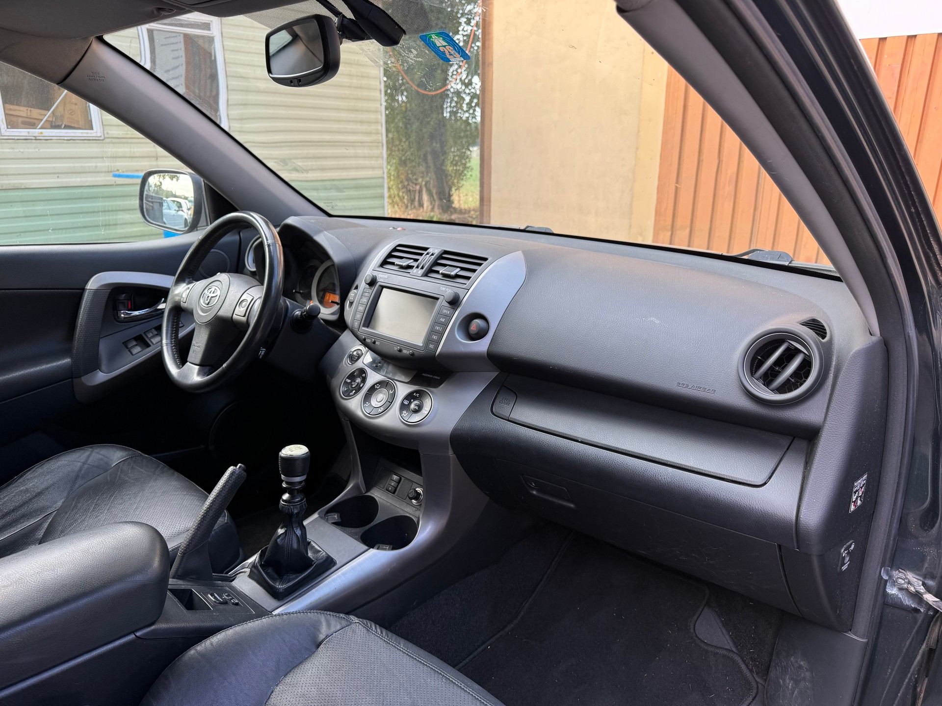 TOYOTA RAV-4 2.2D-4 D CleanPower Linea Sol-image-10