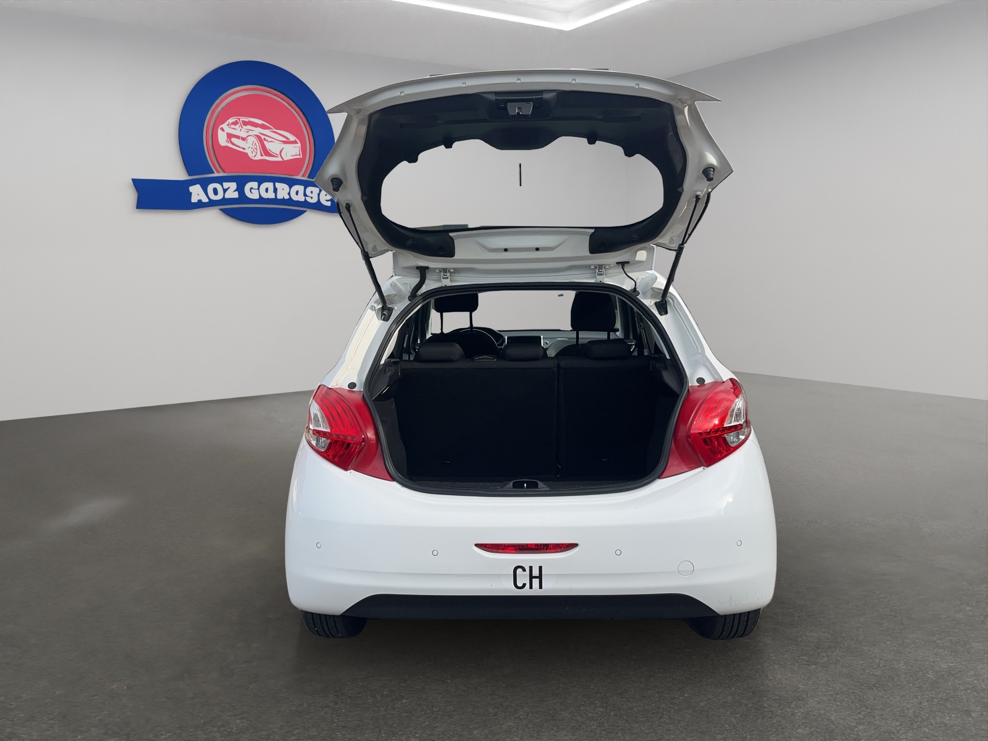 PEUGEOT 208 1.2 VTI Access-image-13