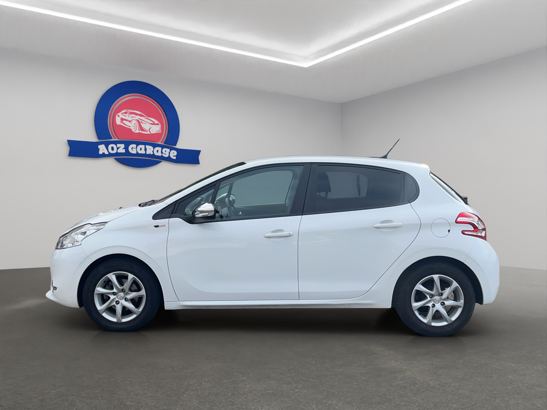 PEUGEOT 208 1.2 VTI Access-image-2