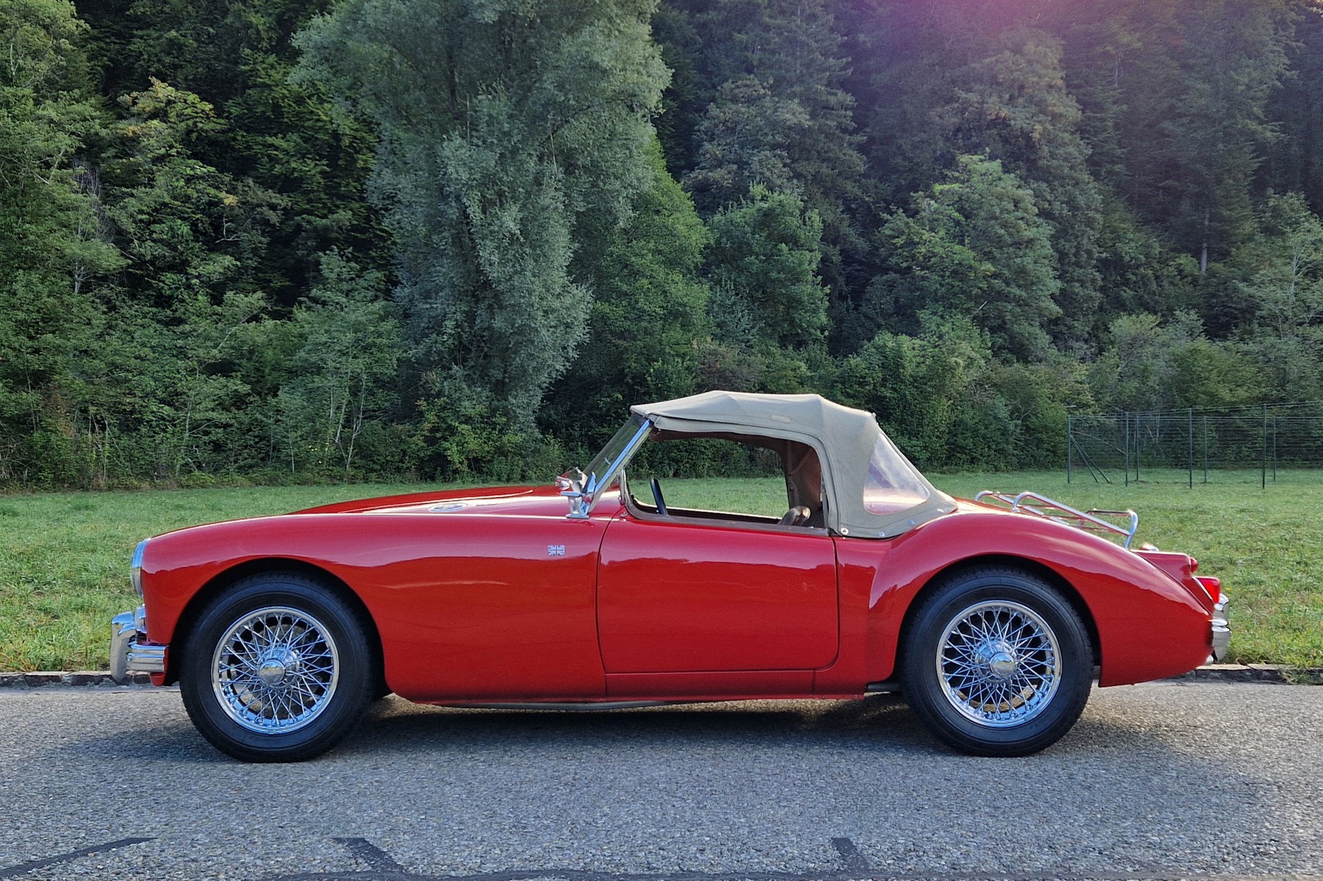 MG MGA 1600 Roadster-image-10