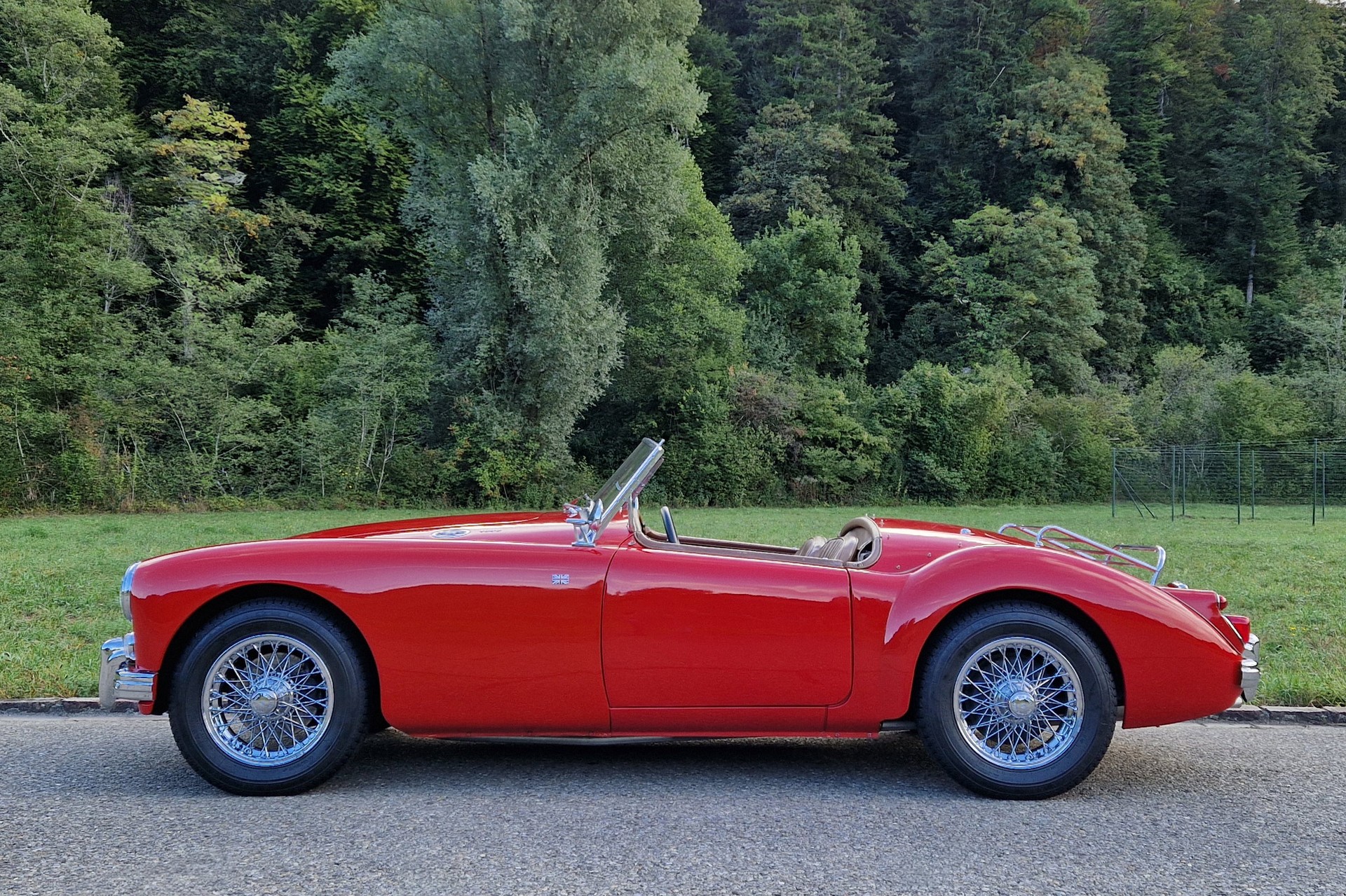 MG MGA 1600 Roadster-image-0