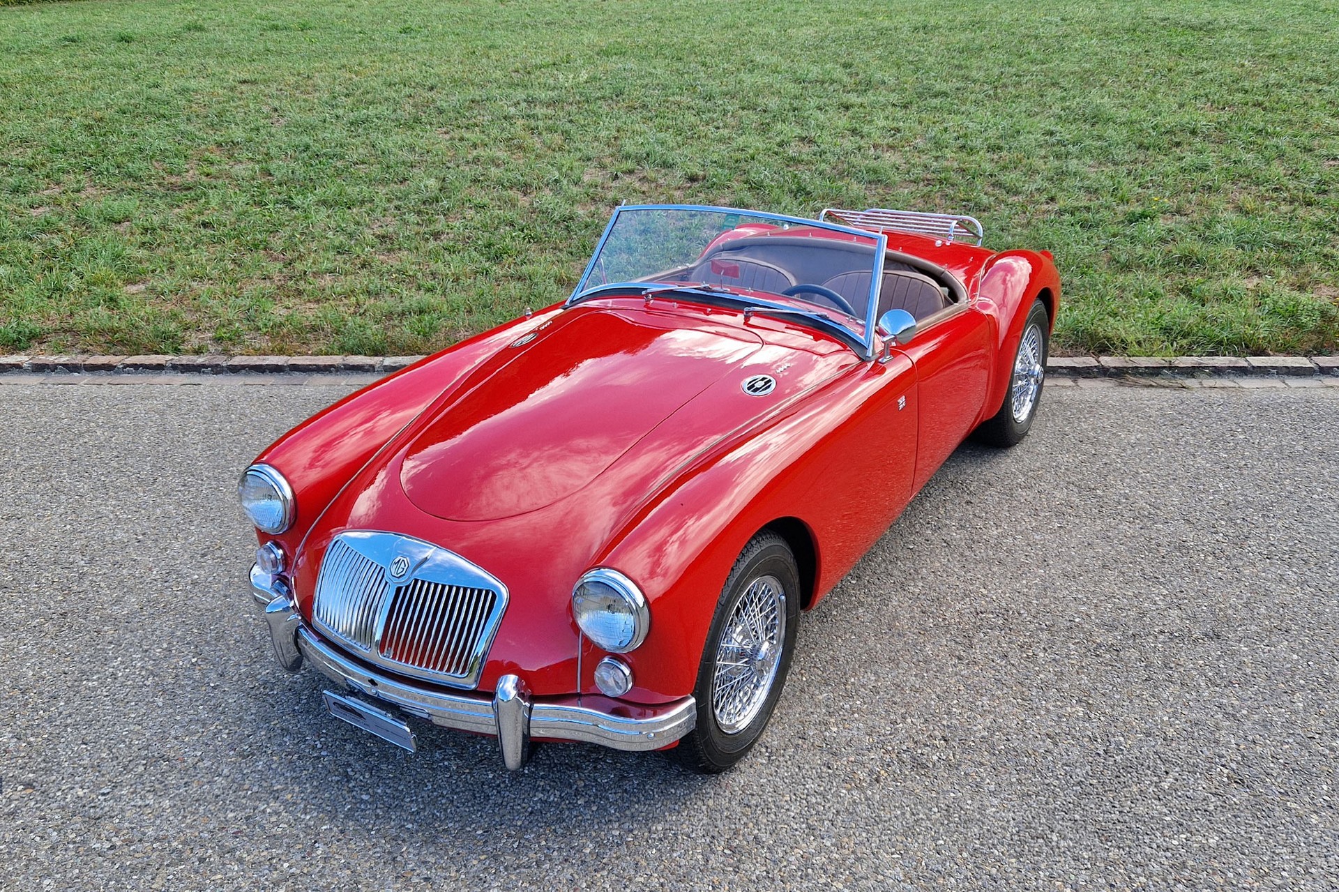 MG MGA 1600 Roadster-image-8