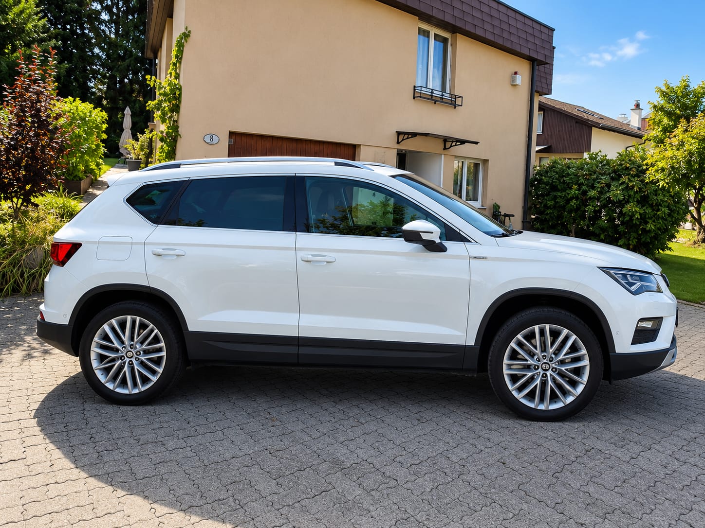SEAT 1.5 TSI Xcellence DSG-image-0