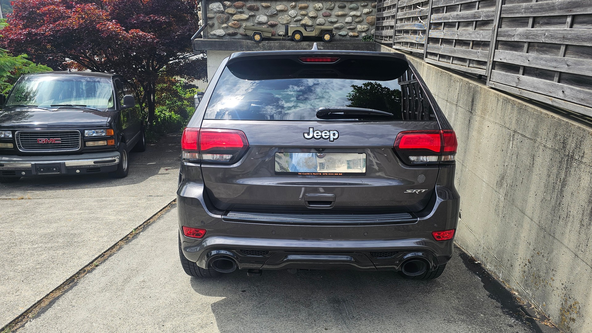 JEEP Grand Cherokee 6.4 V8 HEMI SRT8 Automatic-image-5