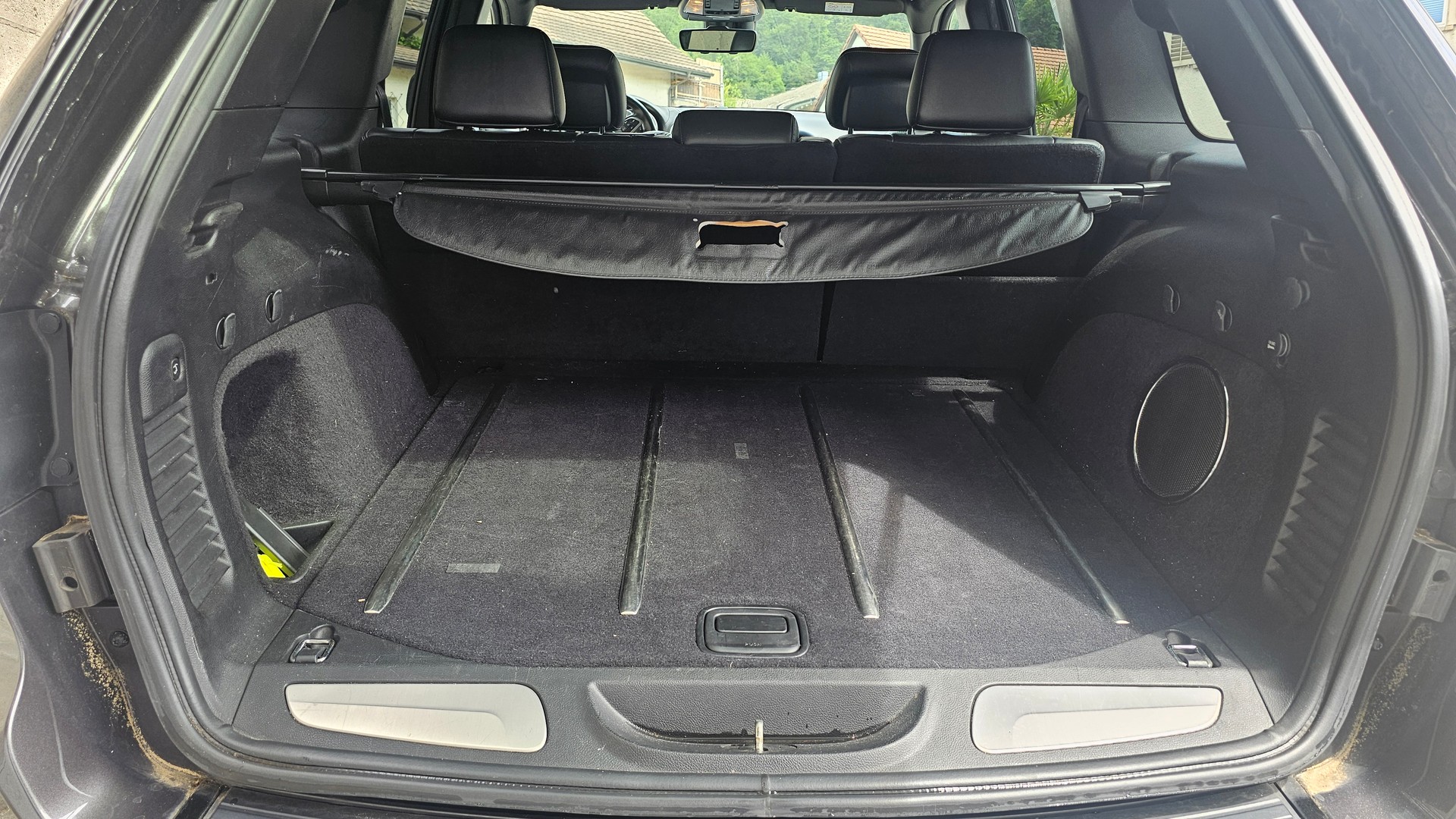 JEEP Grand Cherokee 6.4 V8 HEMI SRT8 Automatic-image-10