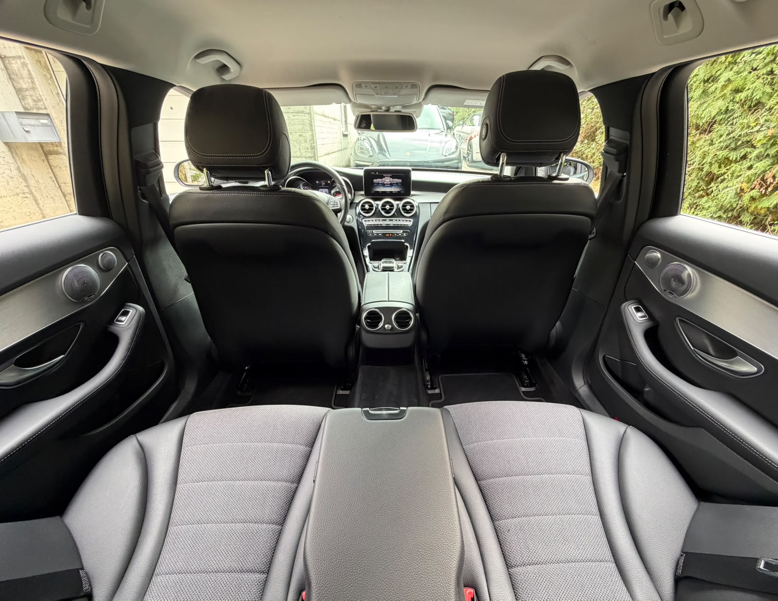 MERCEDES-BENZ C 250 d Swiss Star Avantgarde 4Matic 9G-Tronic-image-20