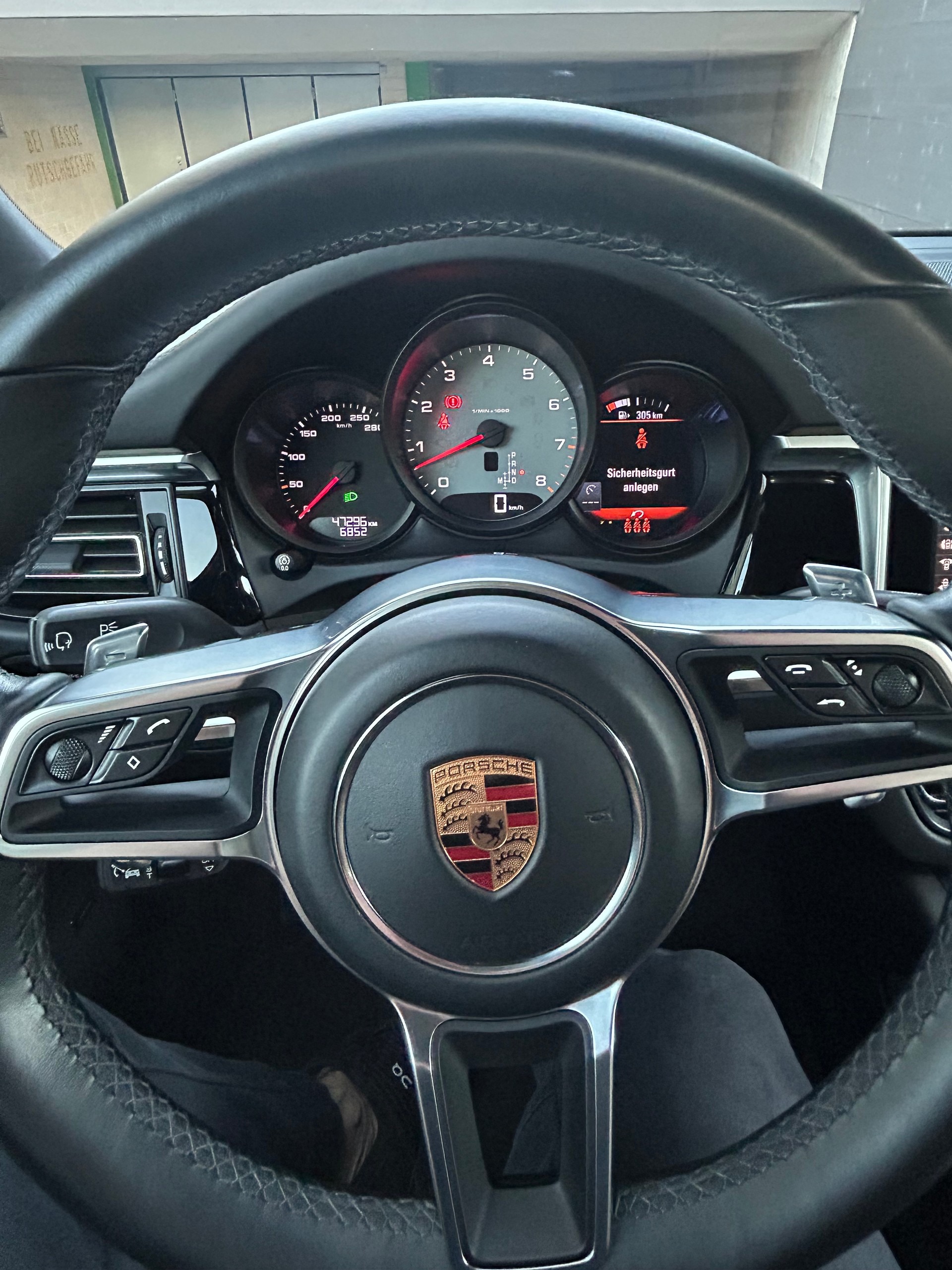 PORSCHE Macan S PDK-image-4