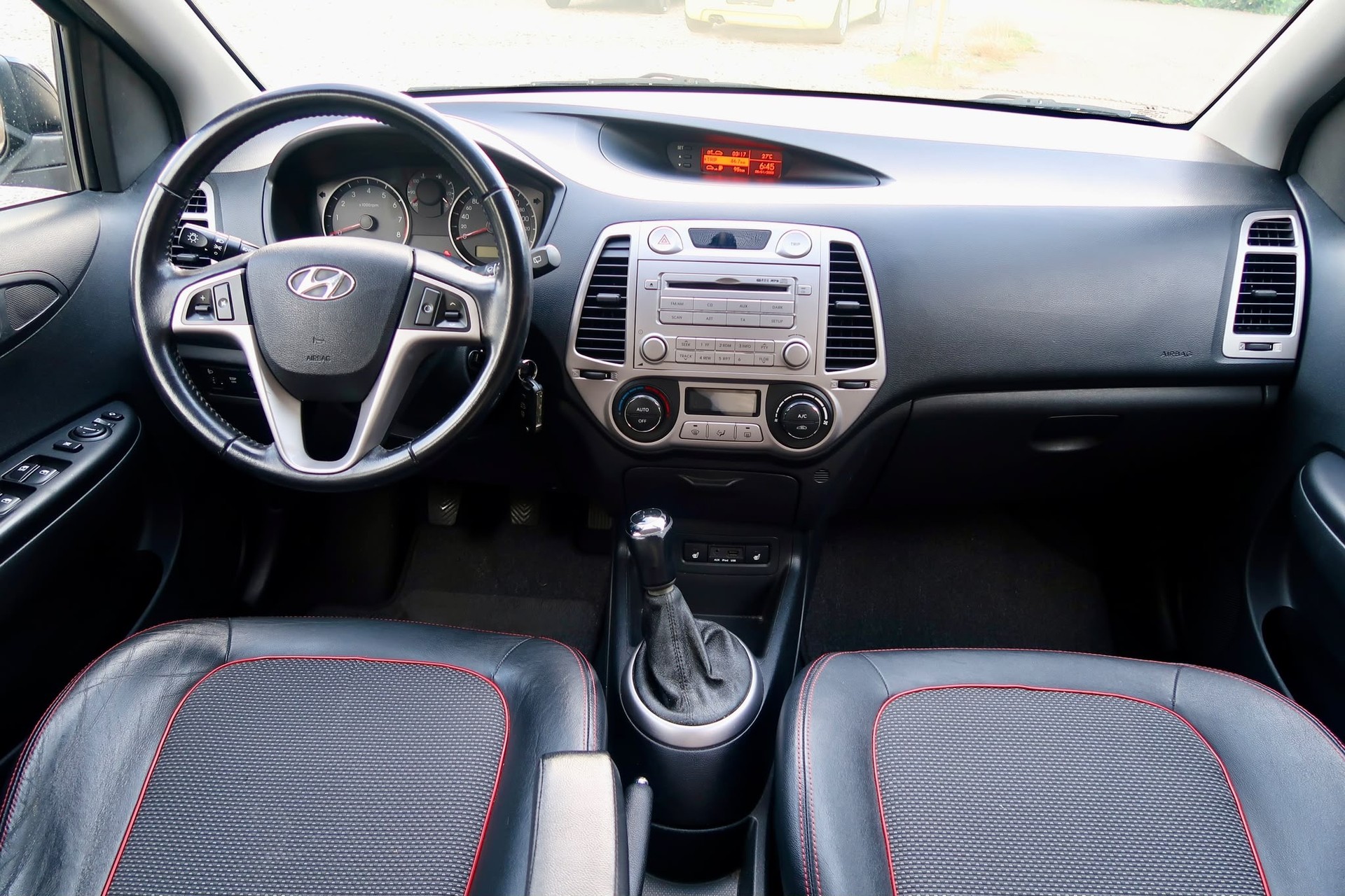 HYUNDAI i20 1.6 Premium⭐⭐⭐-image-8