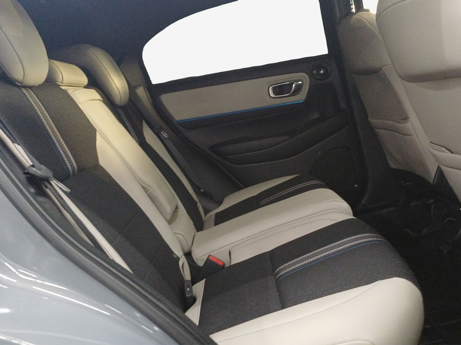 HONDA HR-V 1.5i-MMD Advance Style Plus CVT-image-13