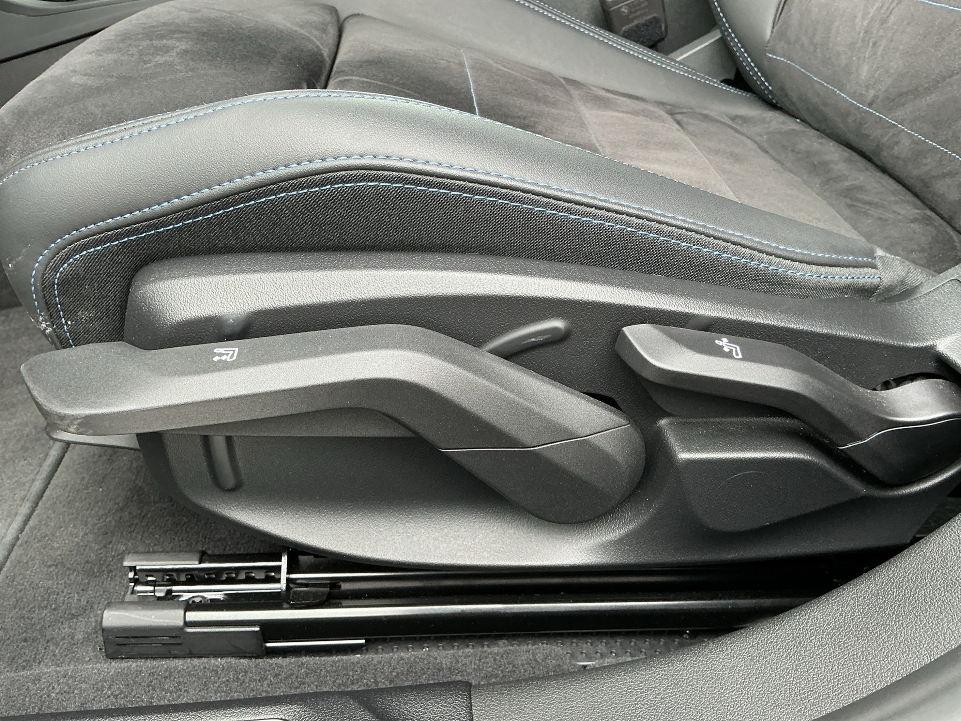 BMW 120 M Sport Shadow Line Steptronic-image-8
