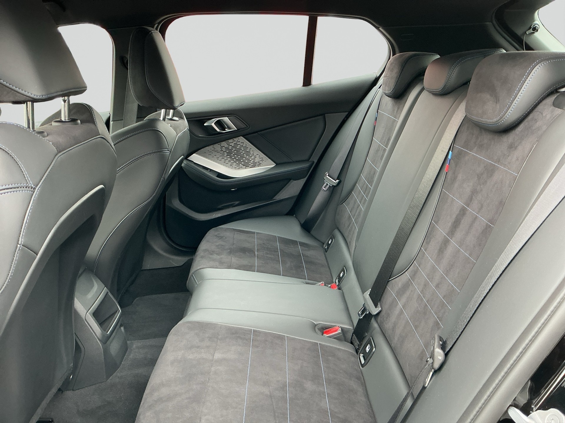 BMW 120 M Sport Shadow Line Steptronic-image-9