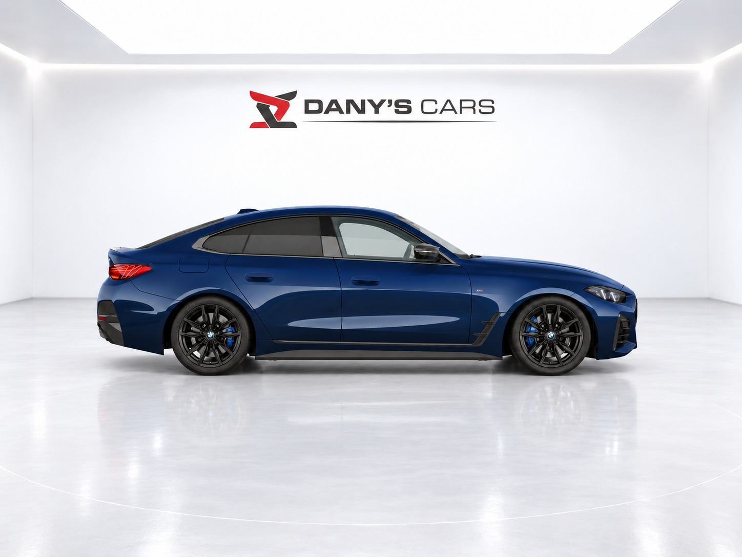 BMW M440i xDrive 48V Gran Coupé Steptronic Individual-image-3