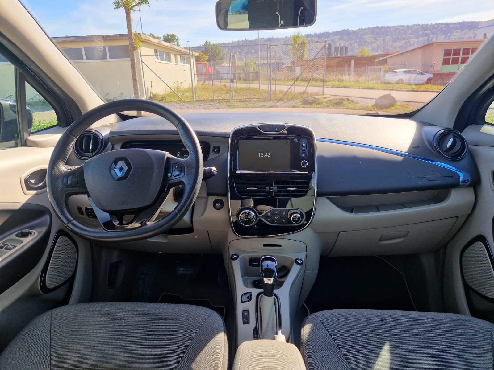 RENAULT Zoe Intens Q210 (Batterie Inklusive)-image-6