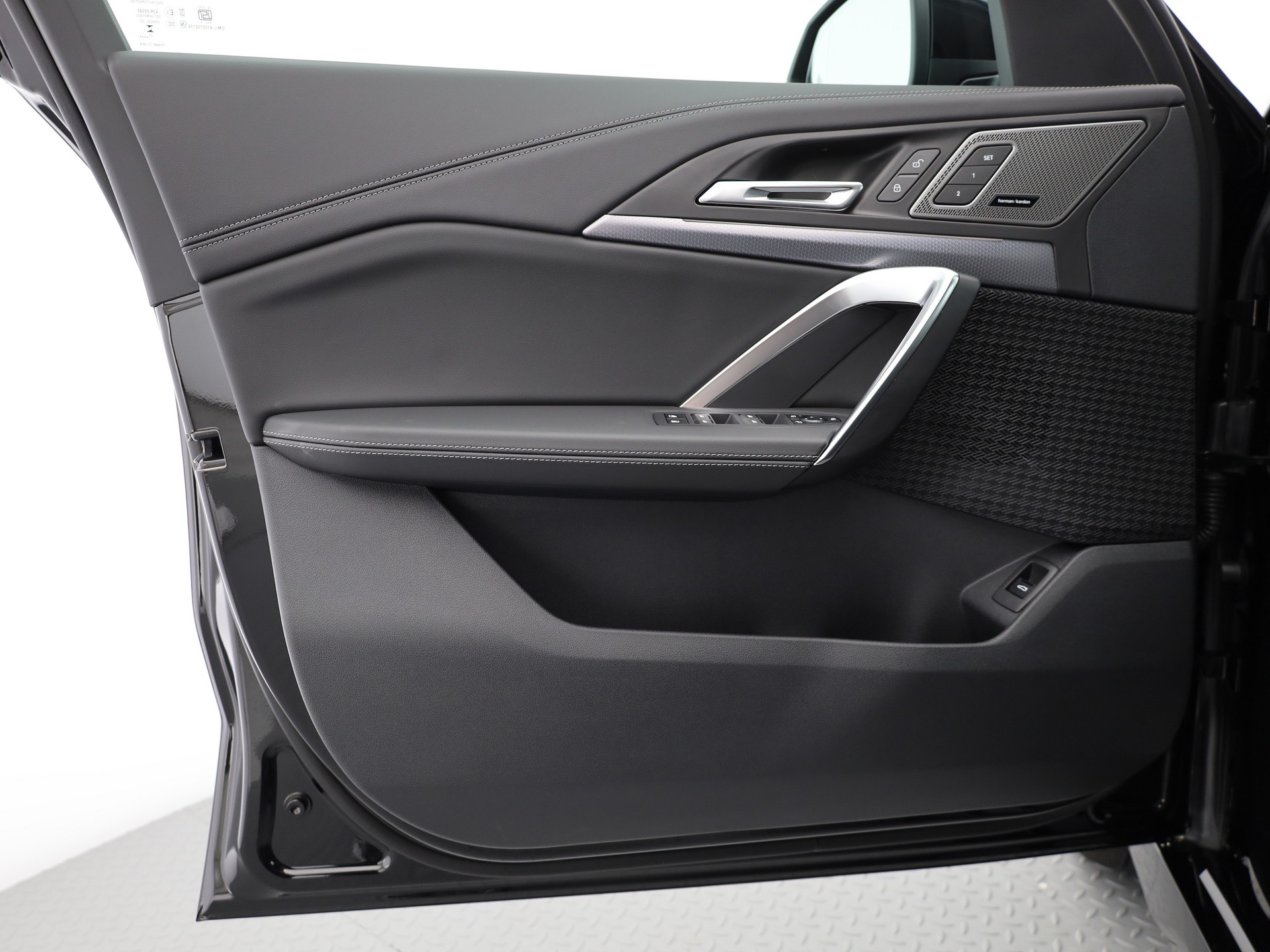 BMW X1 xDrive 30e M Sport-image-9