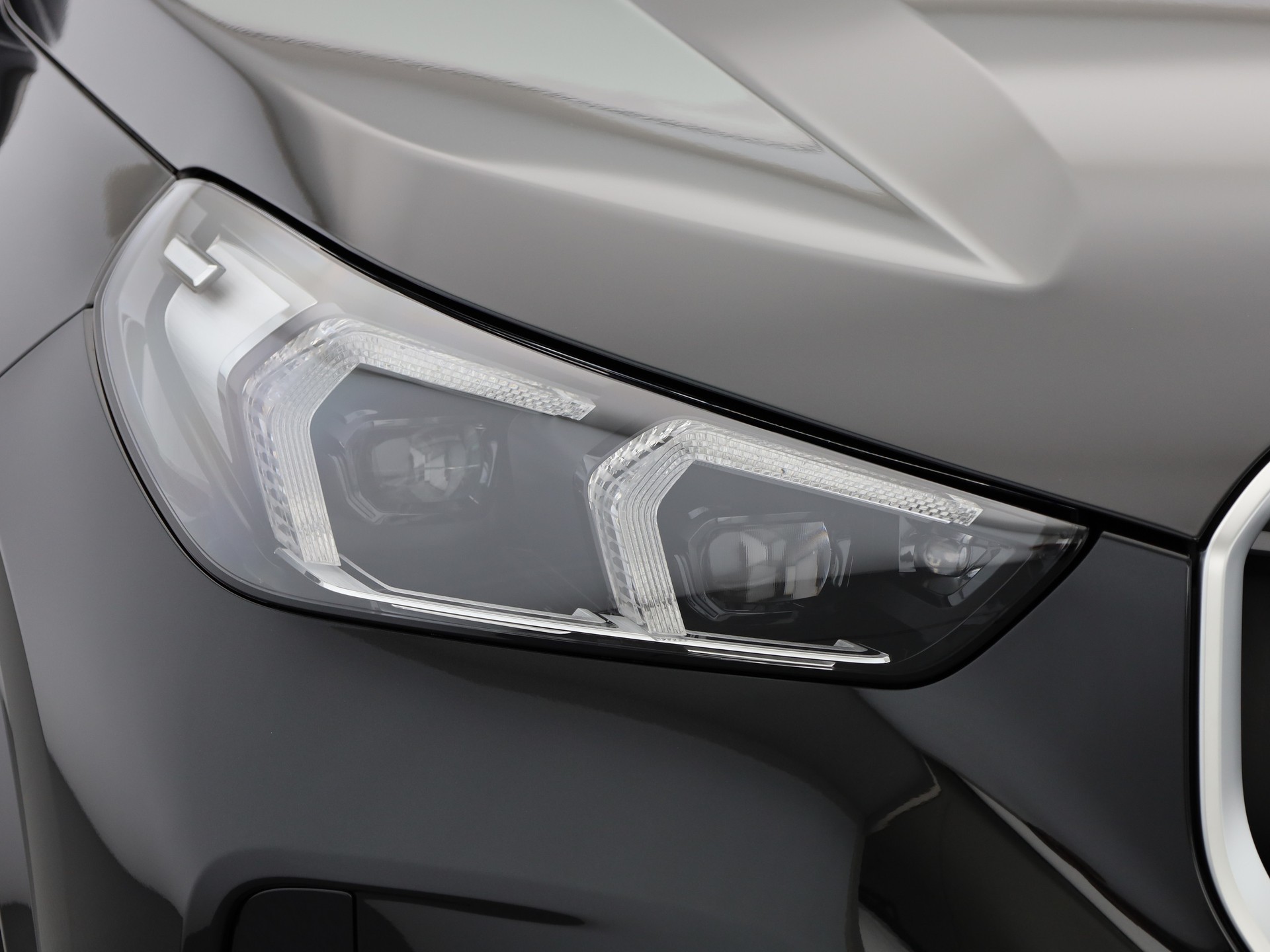 BMW X1 xDrive 30e M Sport-image-5