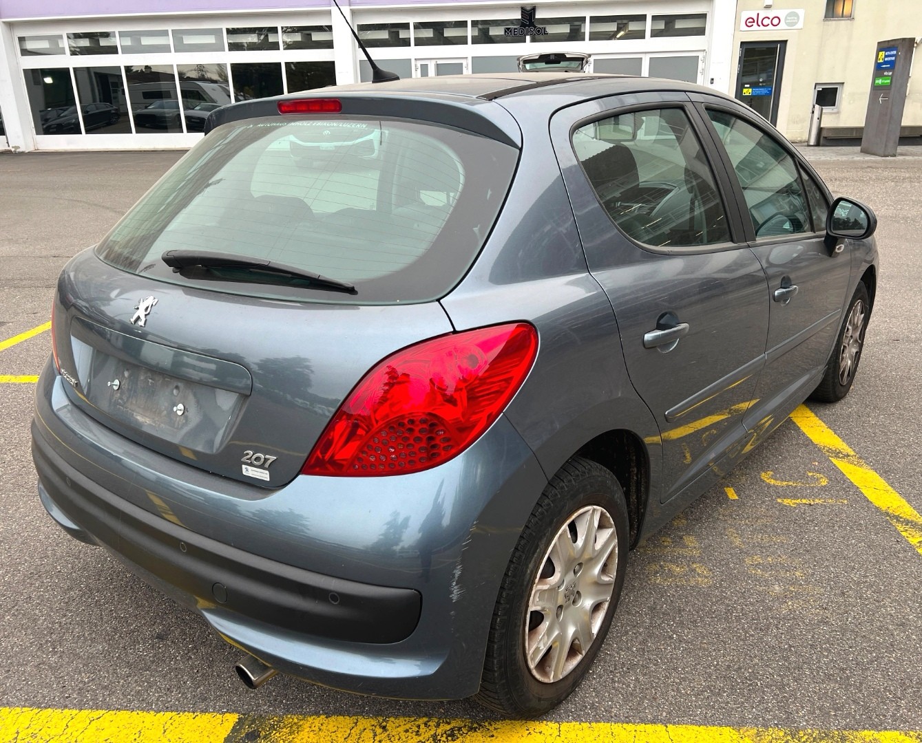 PEUGEOT 207 1.6 16V Turbo XSI-image-4