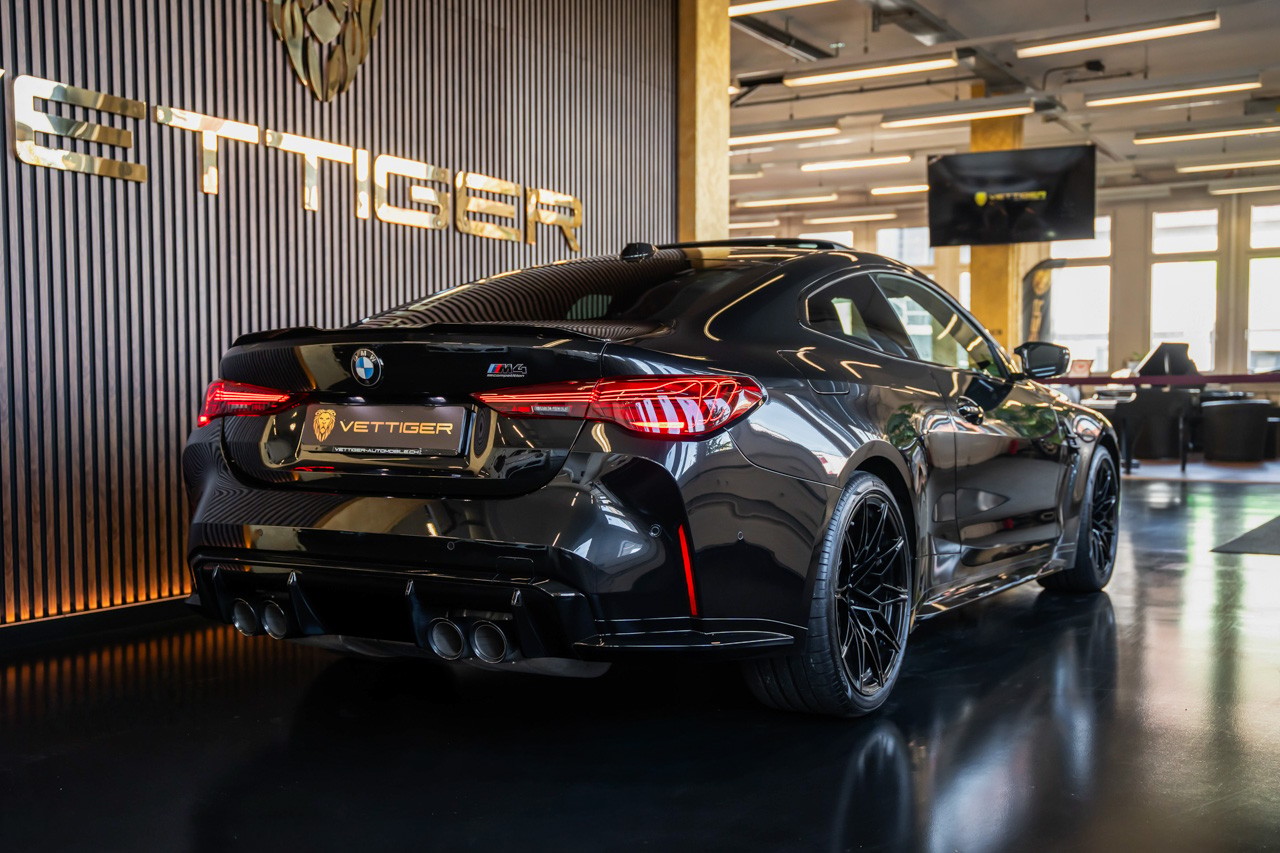 BMW M4 Coupé Competition M xDrive-image-6