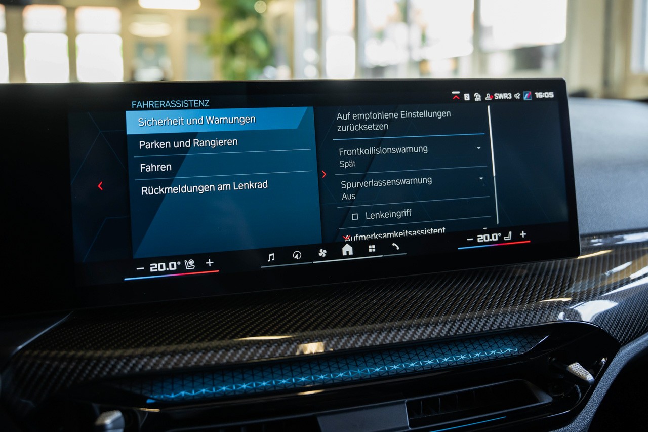 BMW M4 Coupé Competition M xDrive-image-25