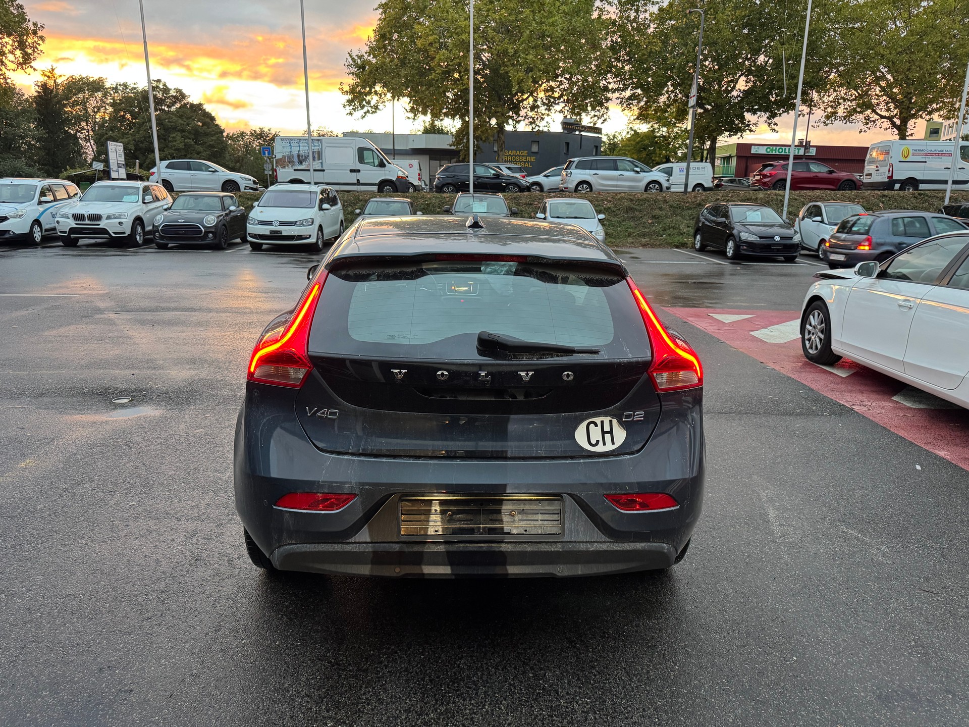 VOLVO V40 D2 Dynamic Edition Geartronic-image-10