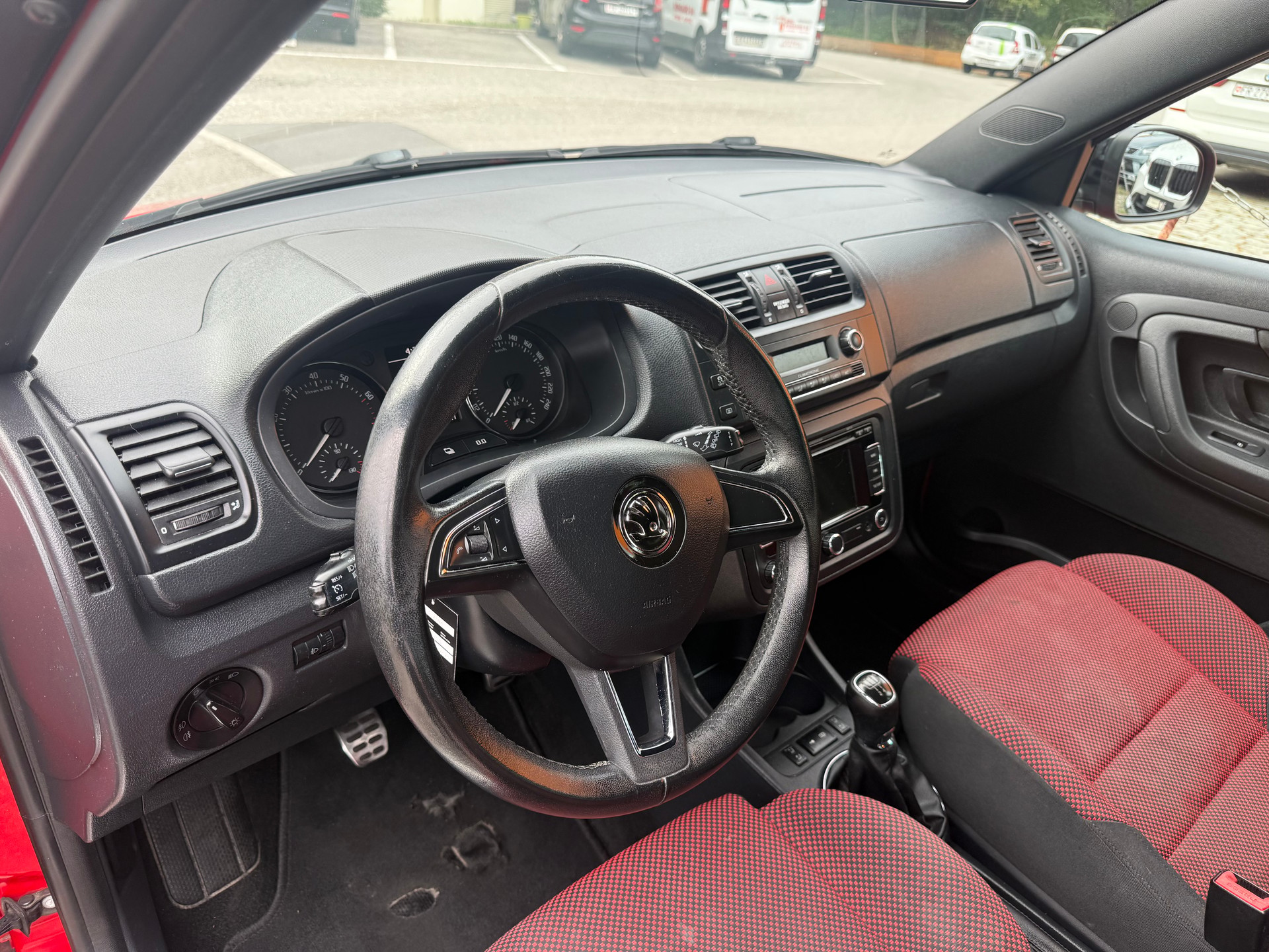 SKODA Fabia 1.2 TSI Monte Carlo-image-4