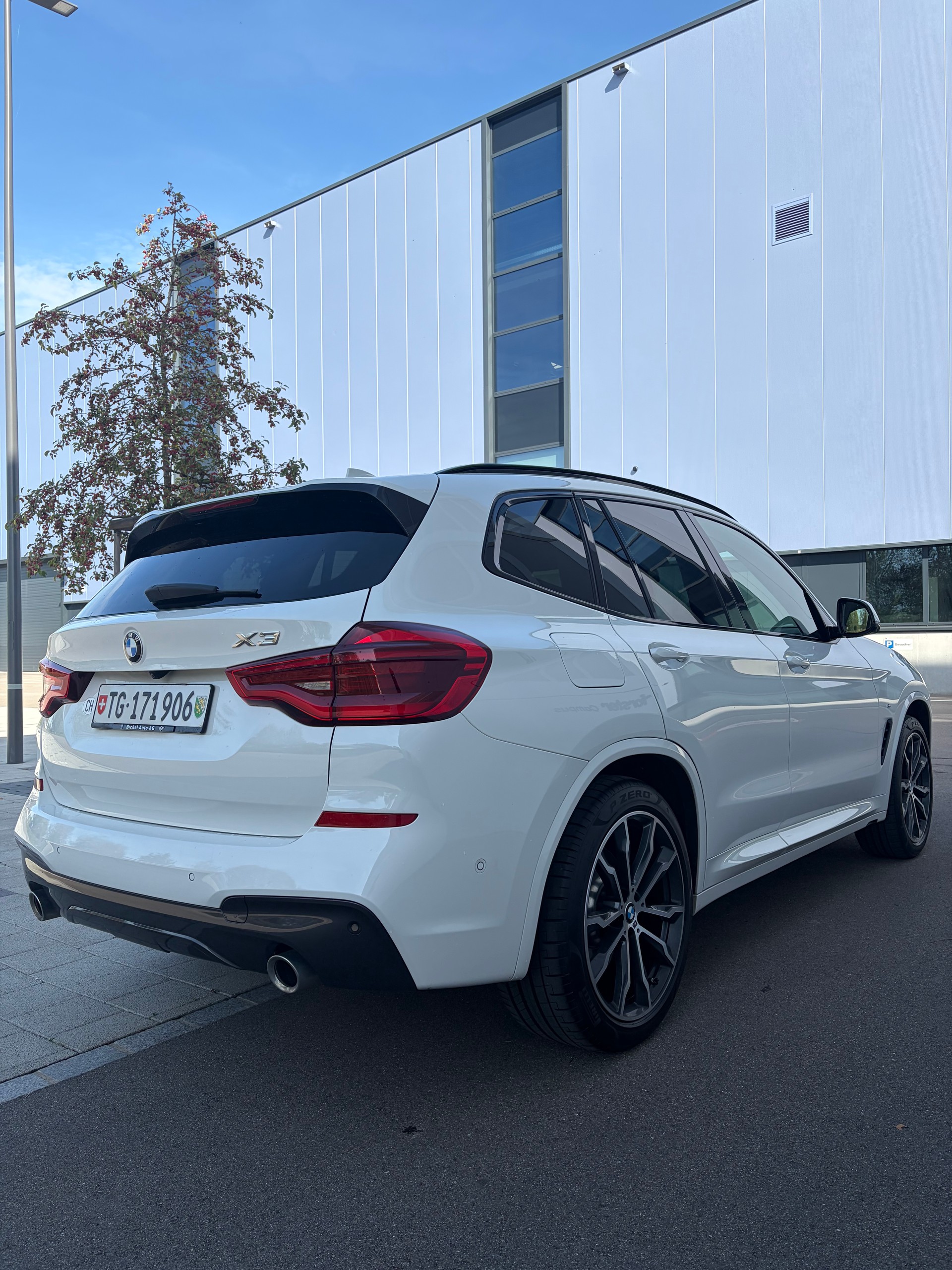 BMW 20d xDrive M Sport-image-1