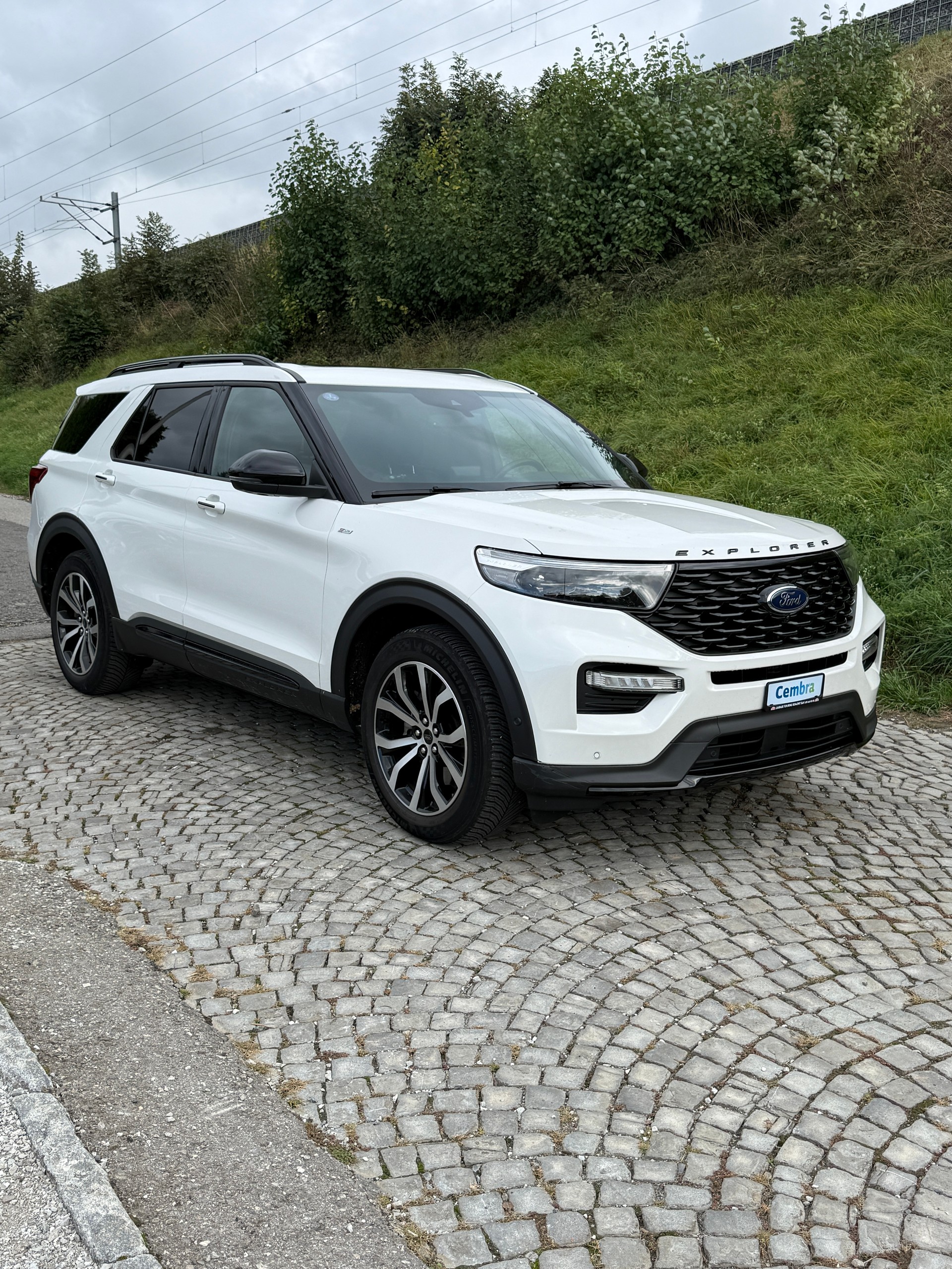 FORD Explorer 3.0 EcoB. Plug-in-Hybrid ST-Line 4WD Aut.-image-2