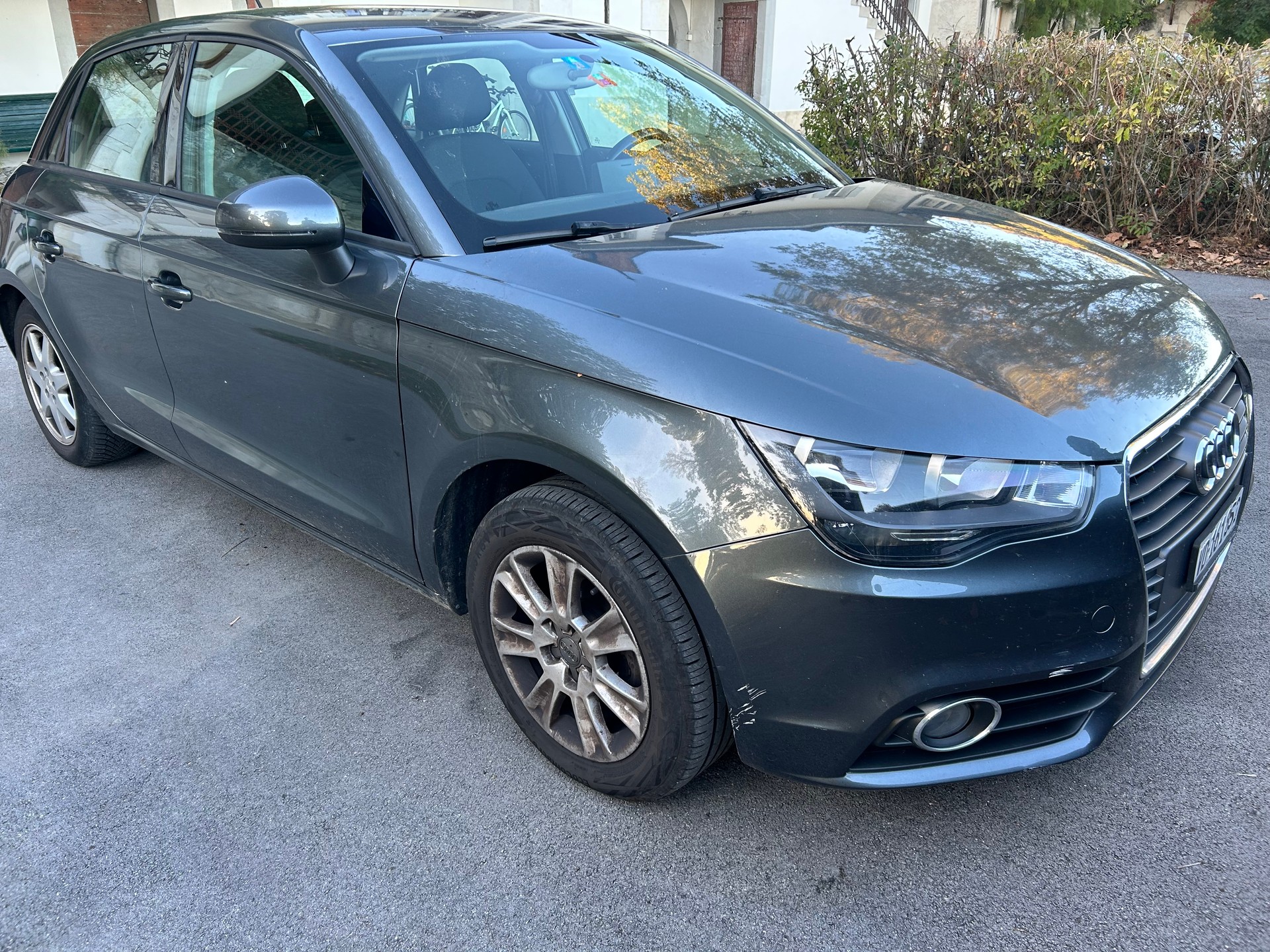 AUDI 1.2 TFSI Ambition-image-0