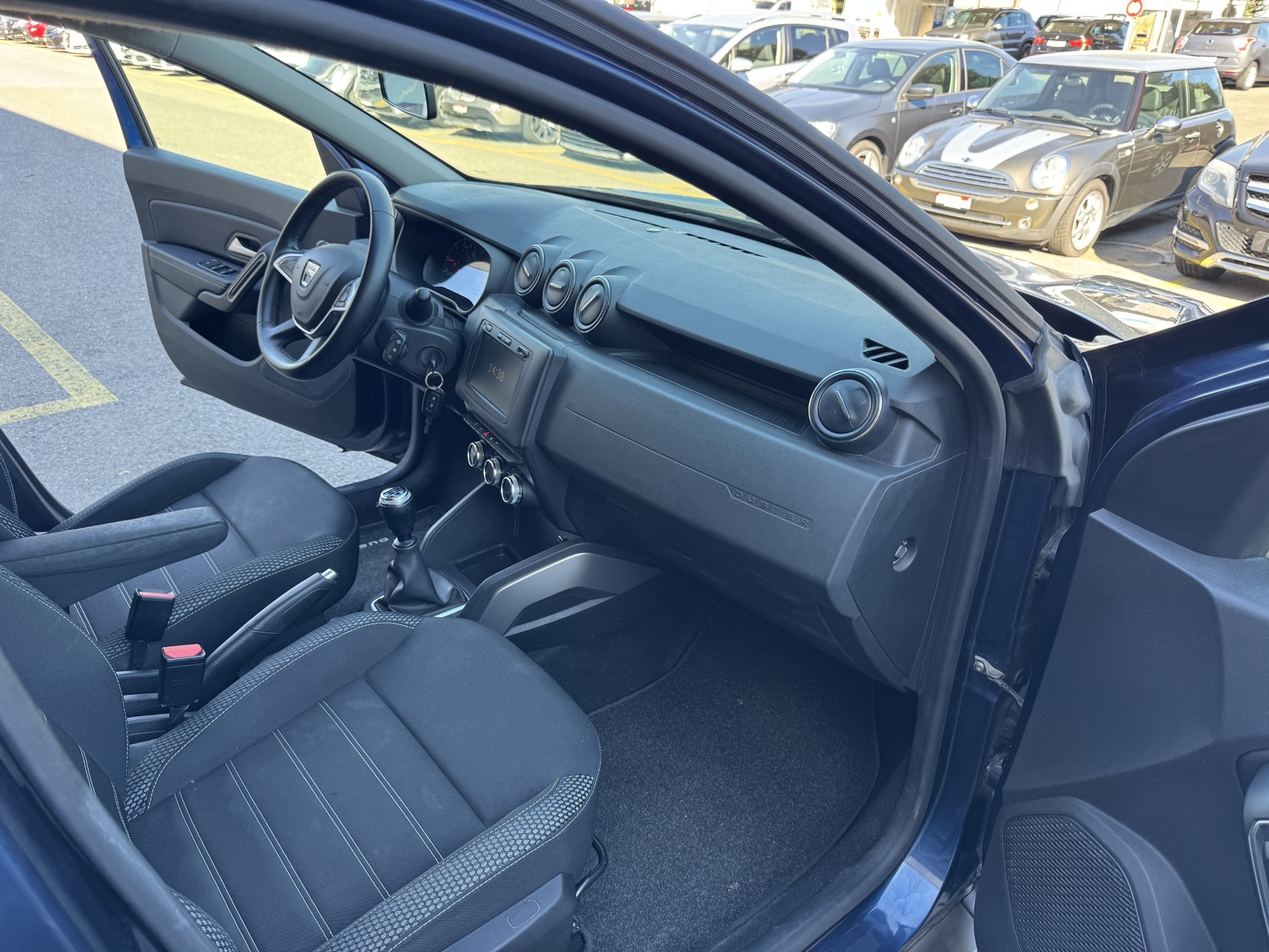 DACIA Duster TCe 130 Ultimate 4x2-image-12