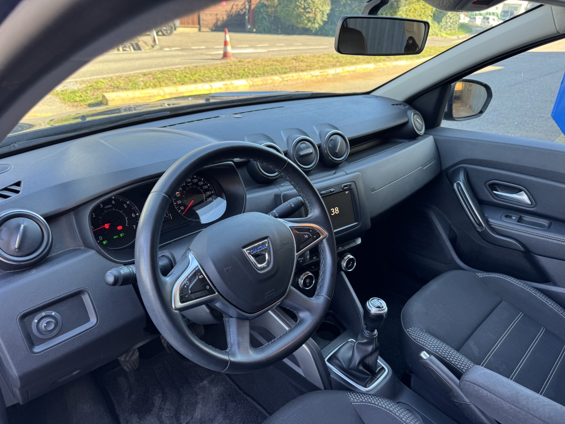 DACIA Duster TCe 130 Ultimate 4x2-image-8