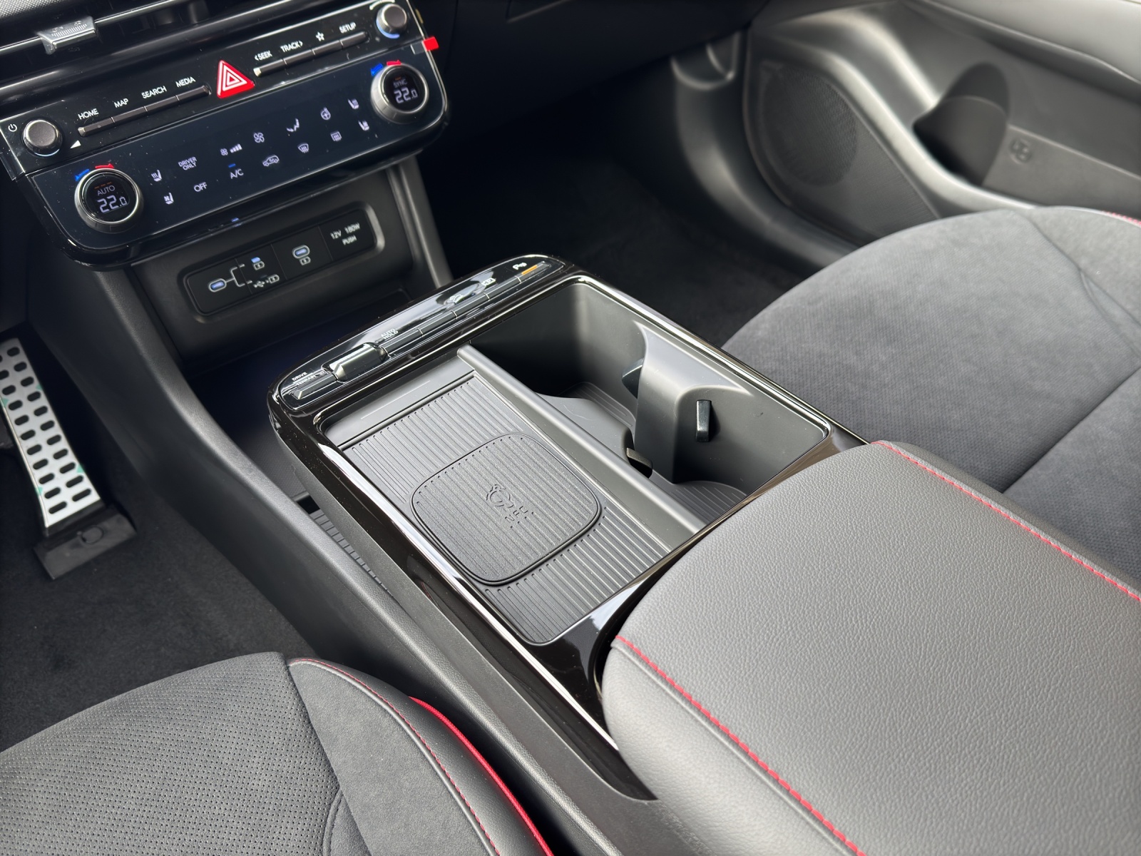 HYUNDAI Tucson 1.6 T-GDi HEV N-Line 4WD Sunroof MY27-image-11