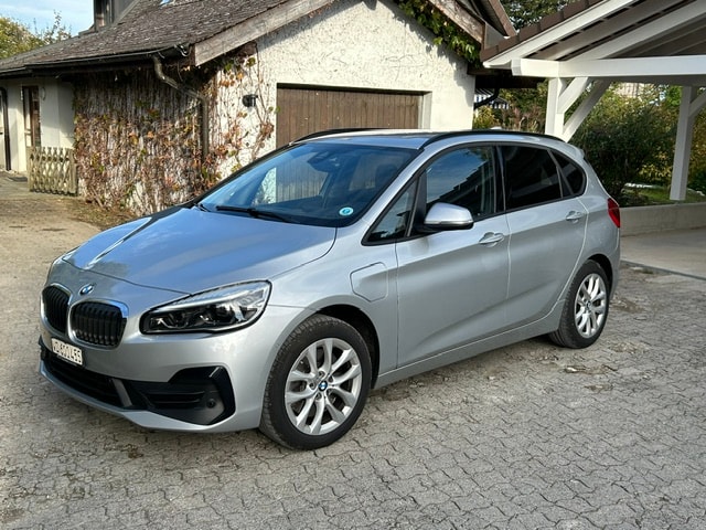 BMW 225xe-image-0