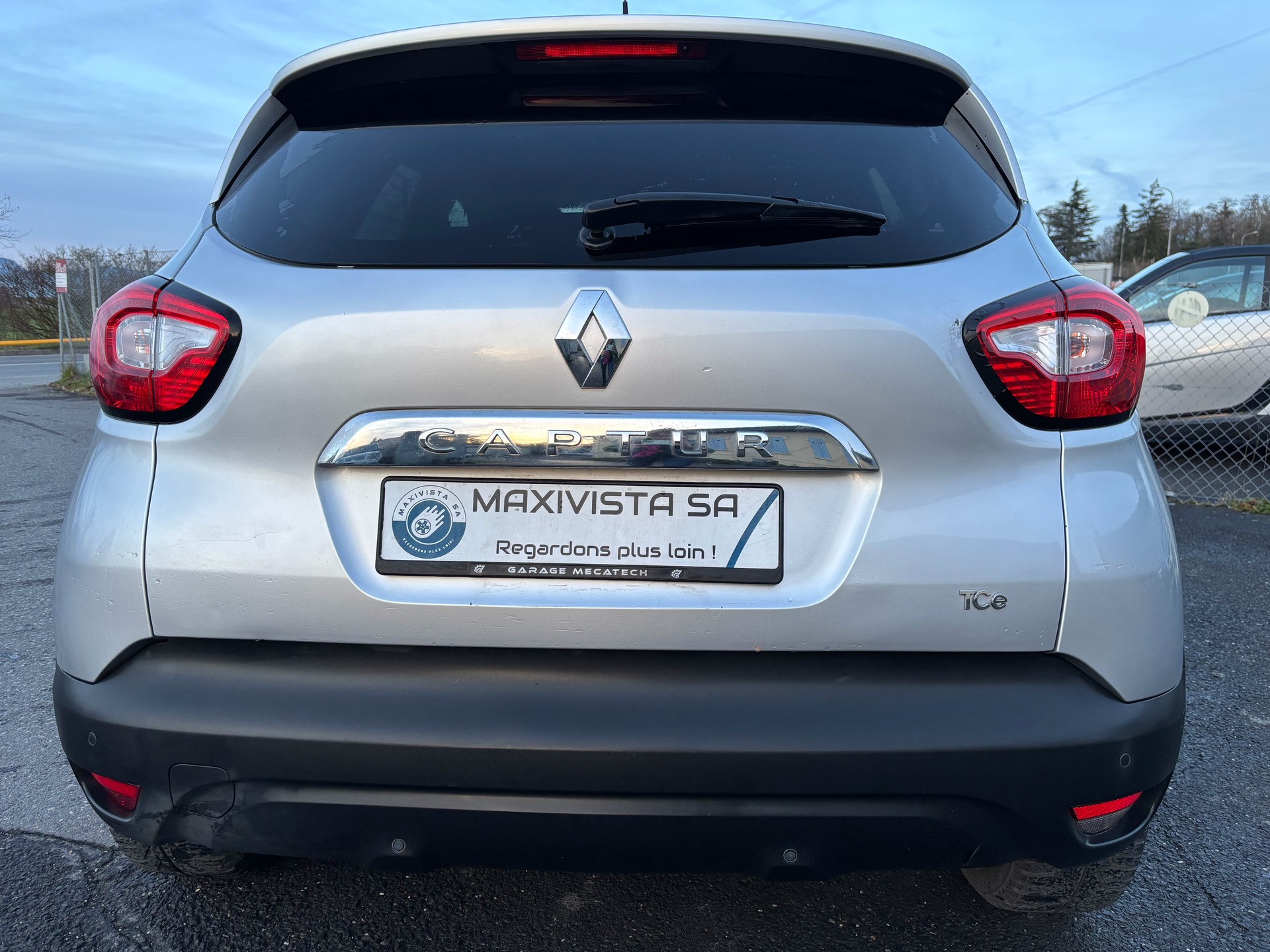 RENAULT Captur 1.2 T 16V Dynamique EDC-image-4