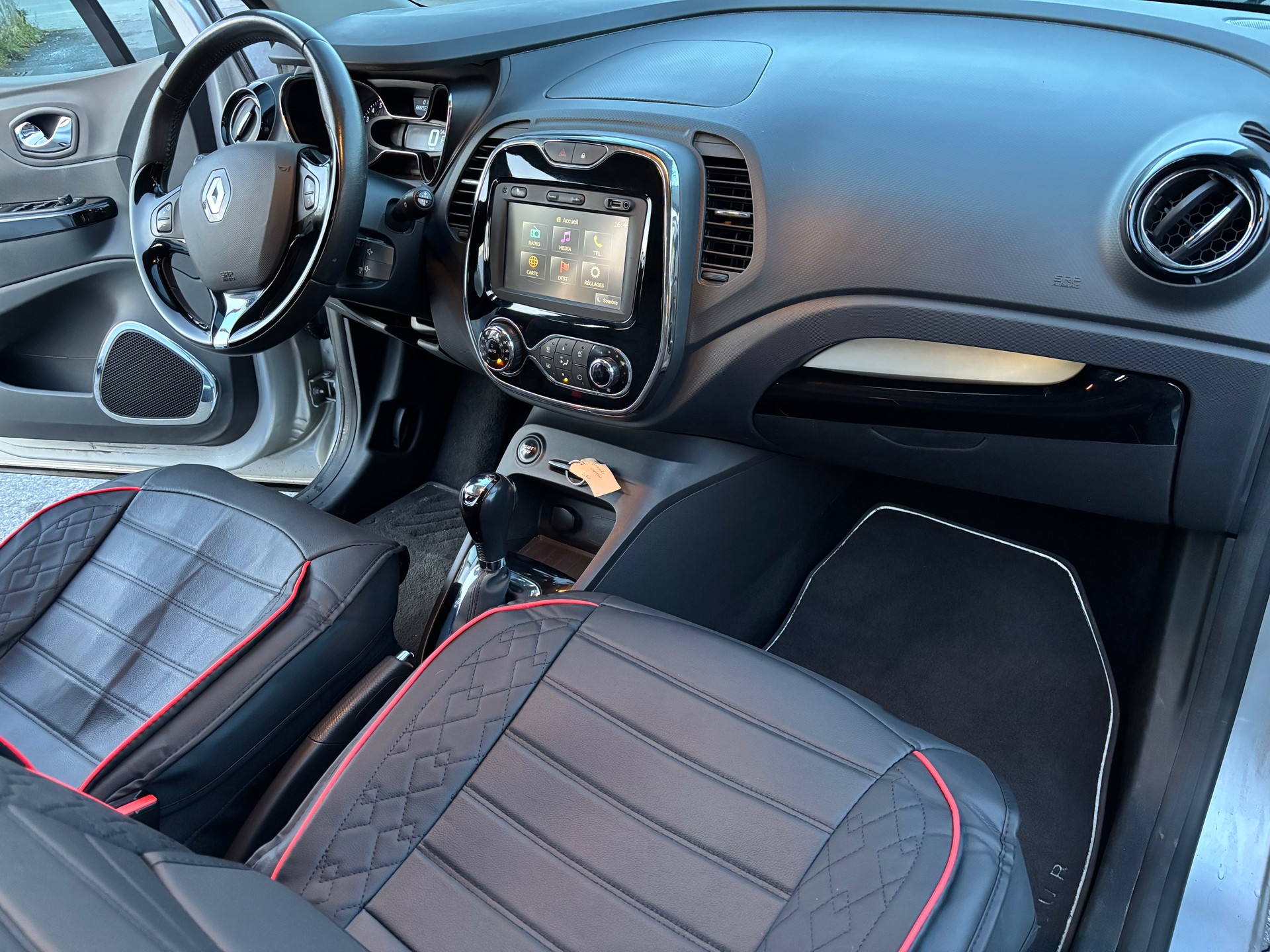 RENAULT Captur 1.2 T 16V Dynamique EDC-image-13
