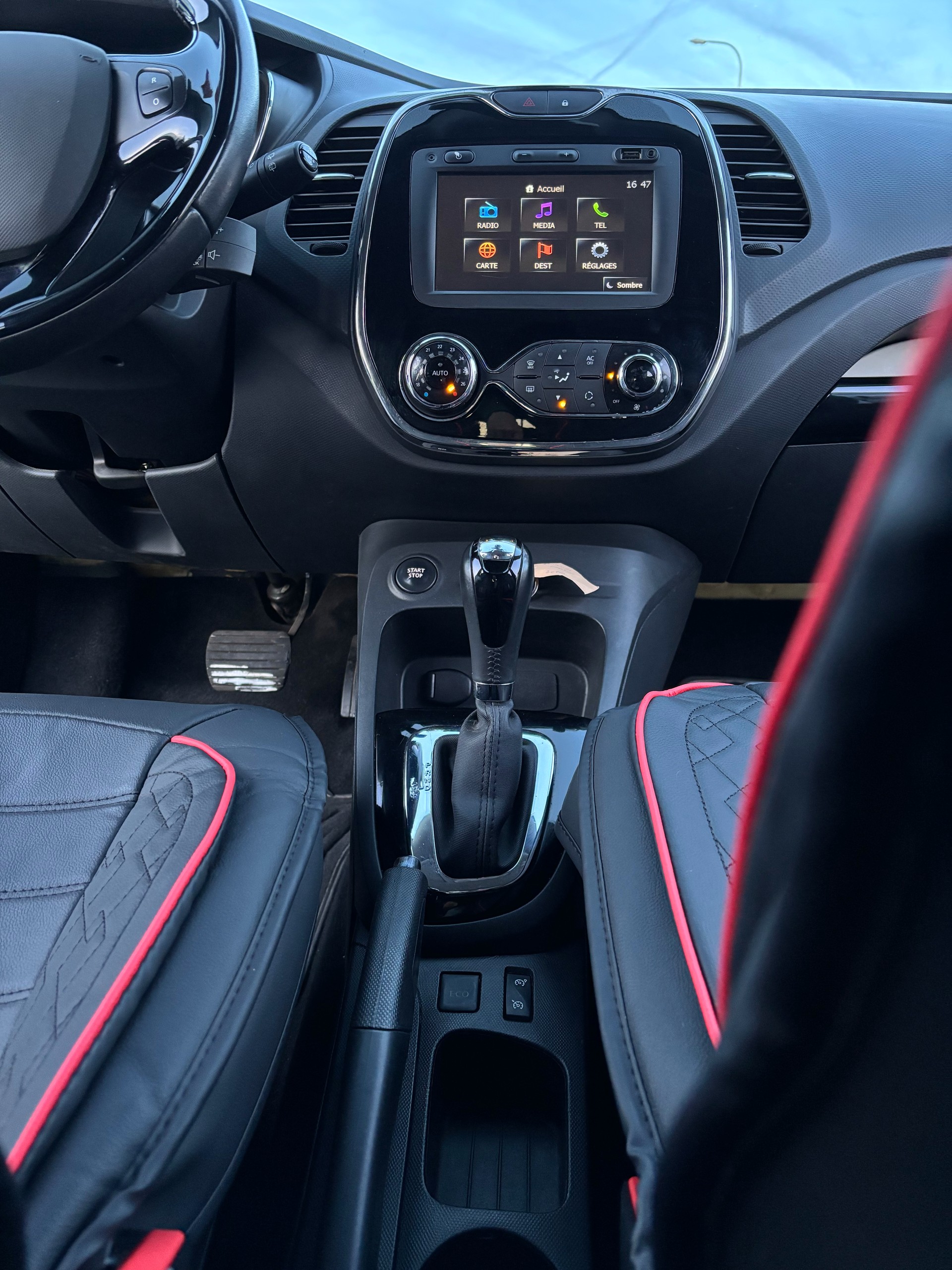 RENAULT Captur 1.2 T 16V Dynamique EDC-image-8