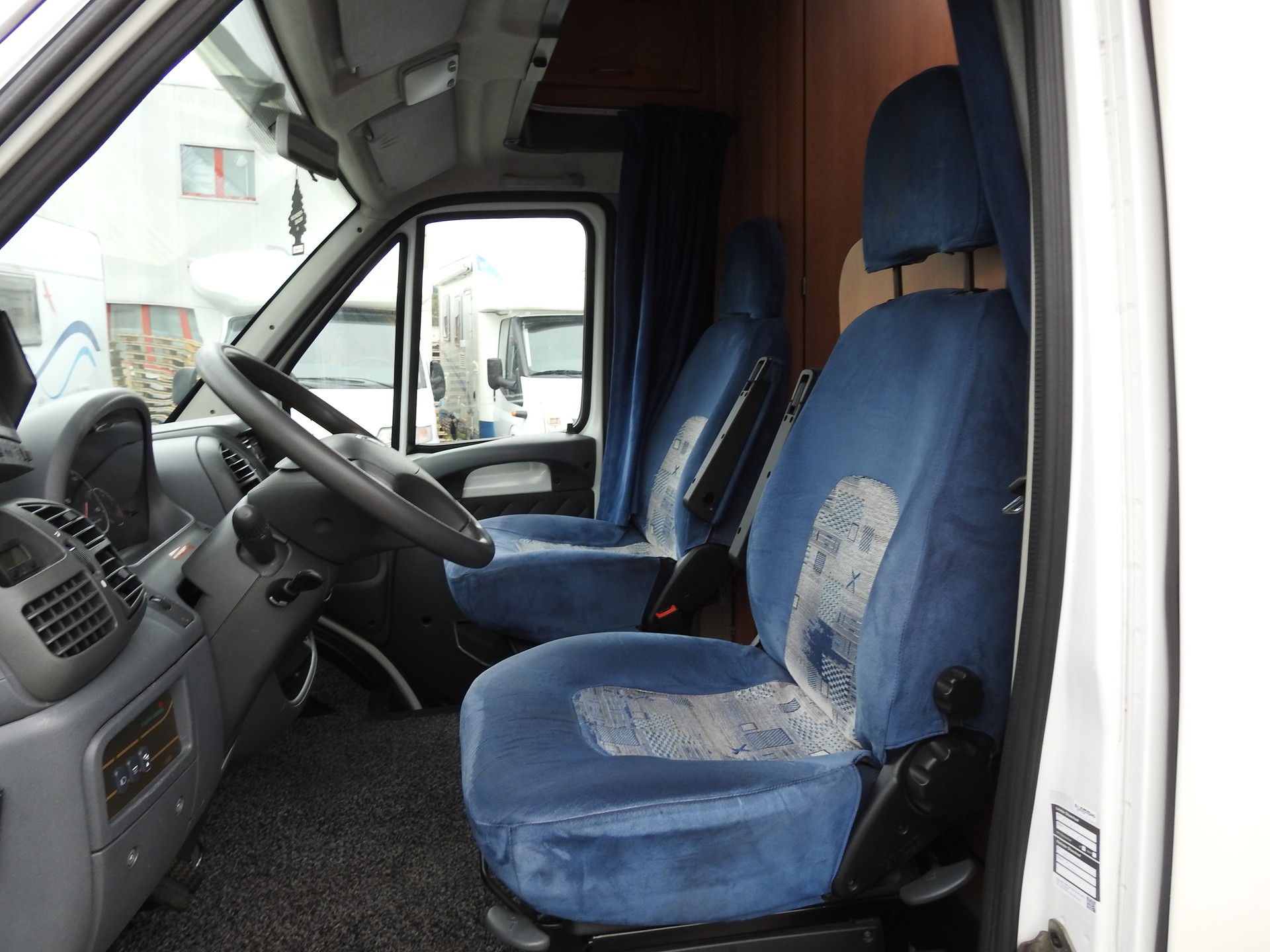 FIAT 2.8 JTD 244 Eura Mobil-image-9