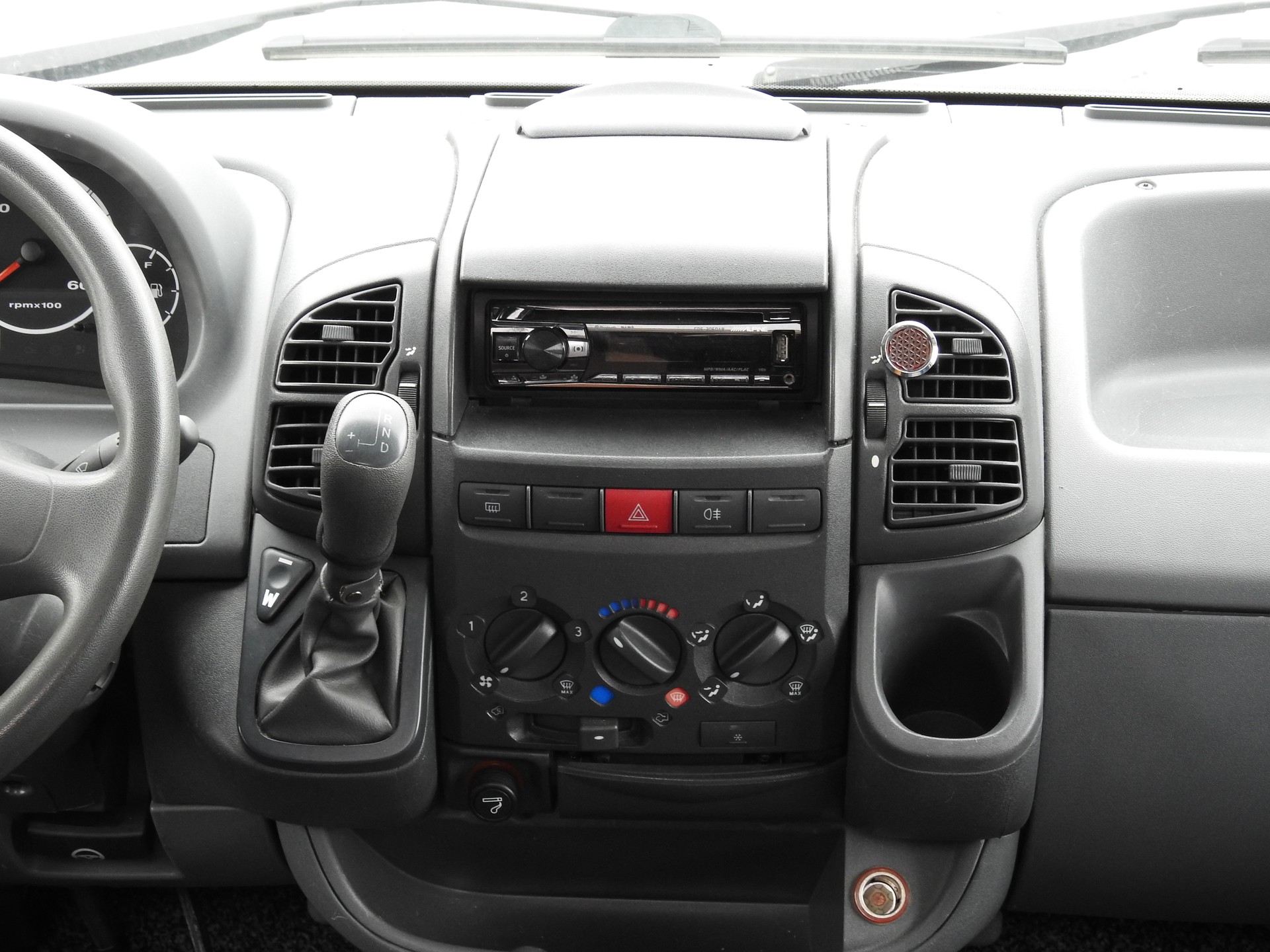 FIAT 2.8 JTD 244 Eura Mobil-image-12
