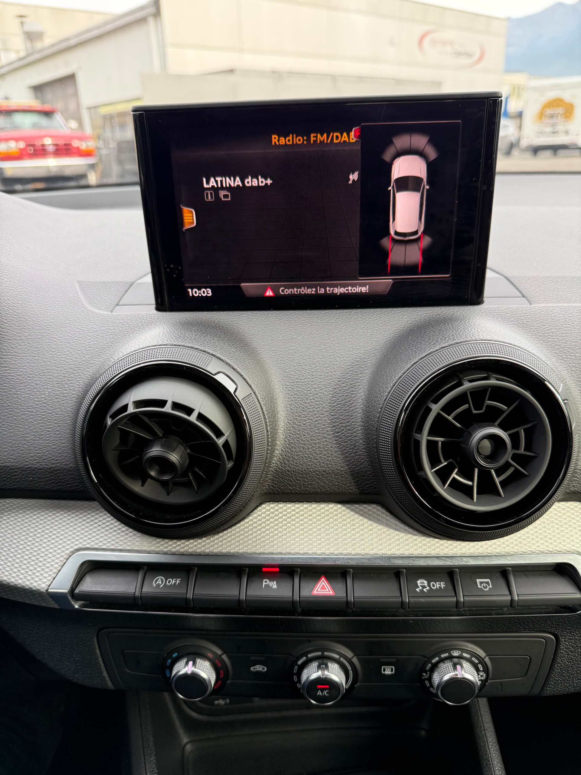 AUDI Q2 30 TFSI S-tronic-image-5