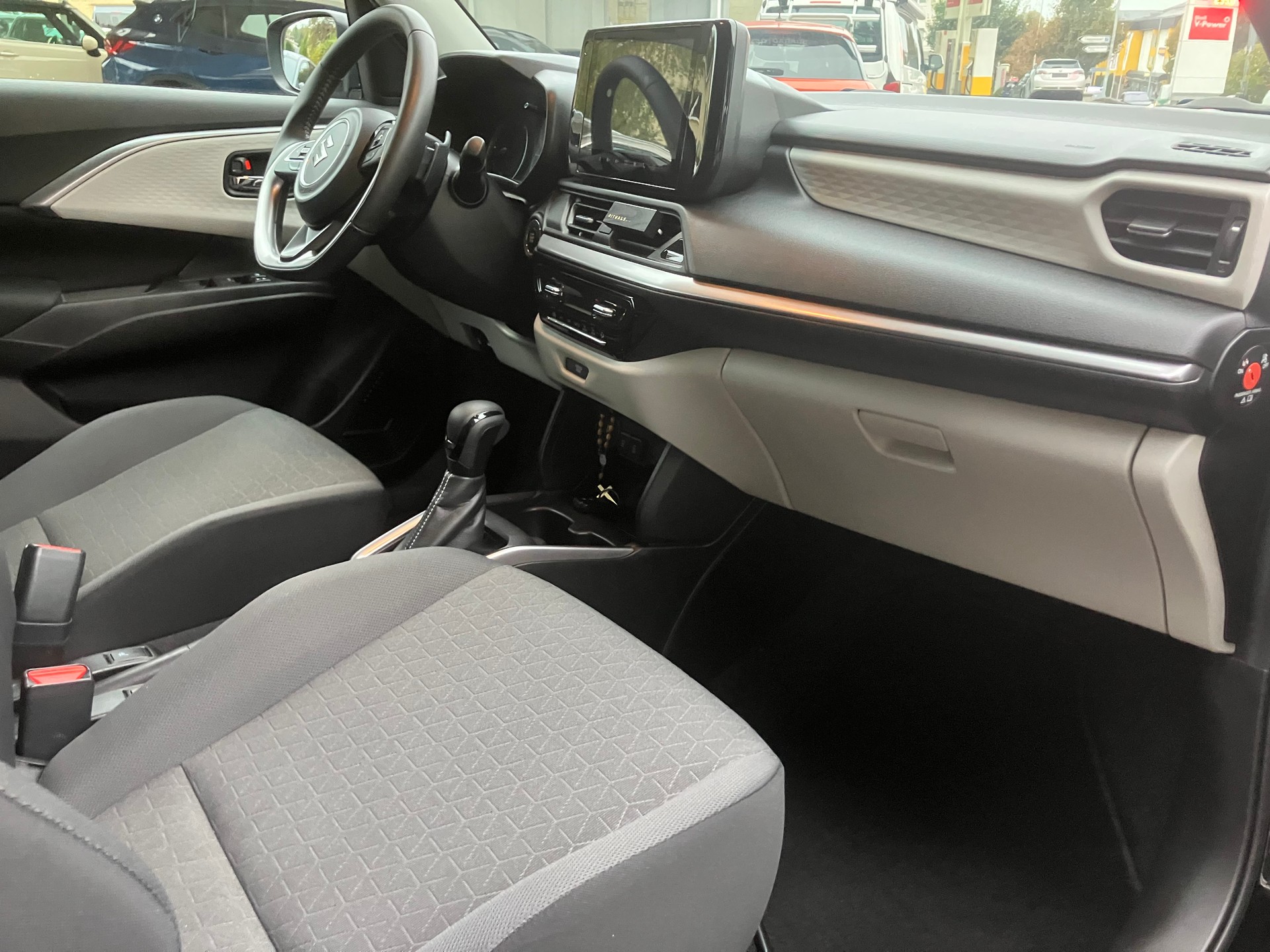 SUZUKI Swift 1.2 Compact Top Hybrid CVT-image-5