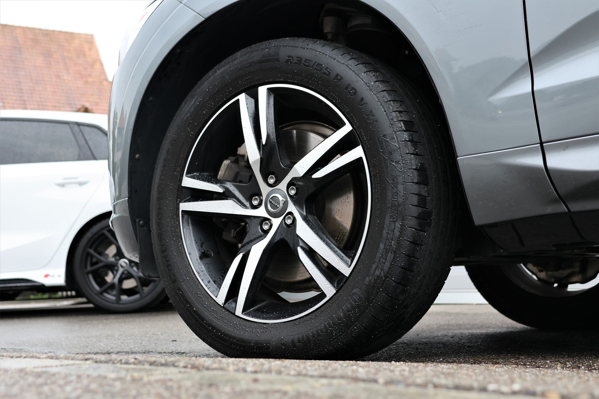 VOLVO XC60 T8 eAWD R-Design Geartronic (CH)-image-8