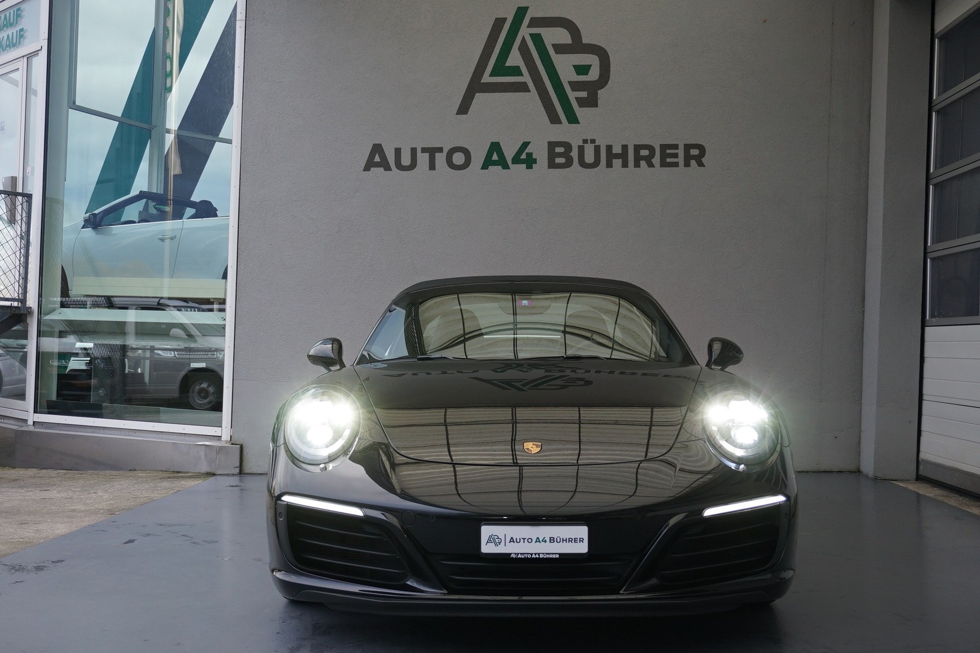 PORSCHE 911 Targa 4S-image-8