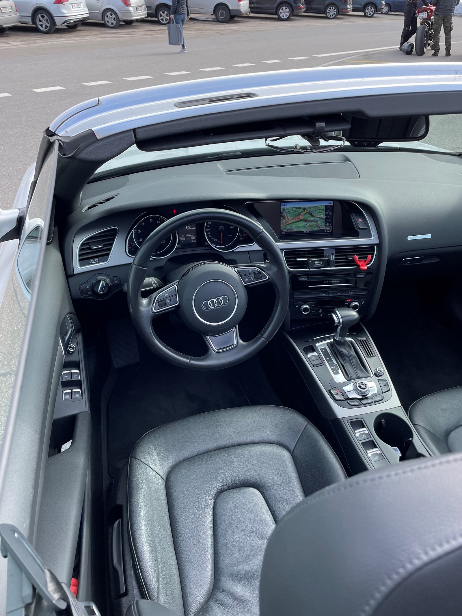 AUDI A5 Cabriolet 1.8 TFSI multitronic-image-2