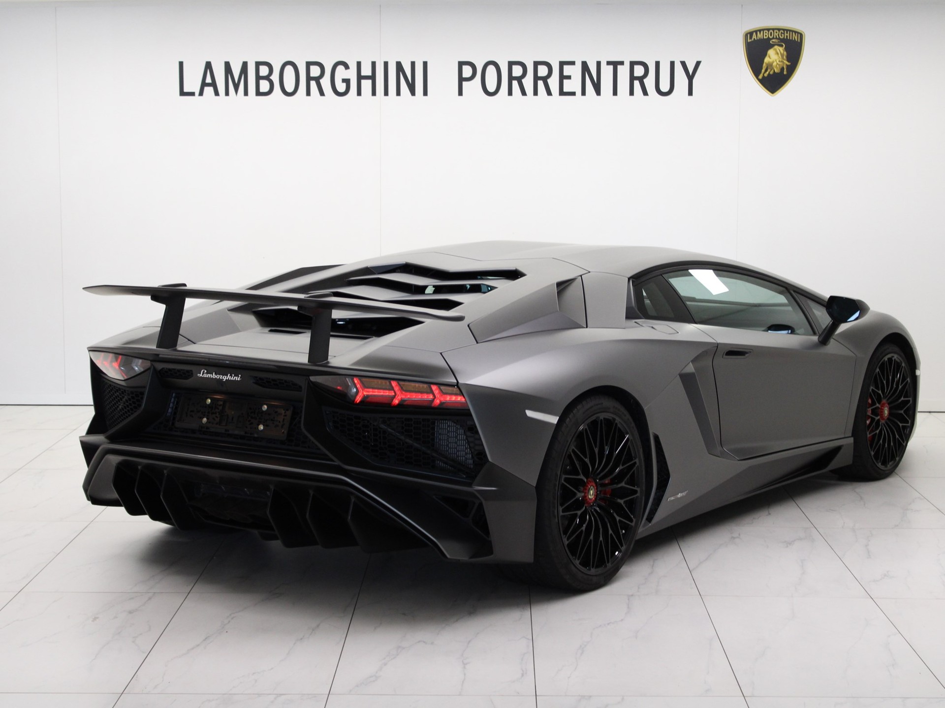 LAMBORGHINI Aventador LP750-4 Superveloce Coupé E-Gear-image-2