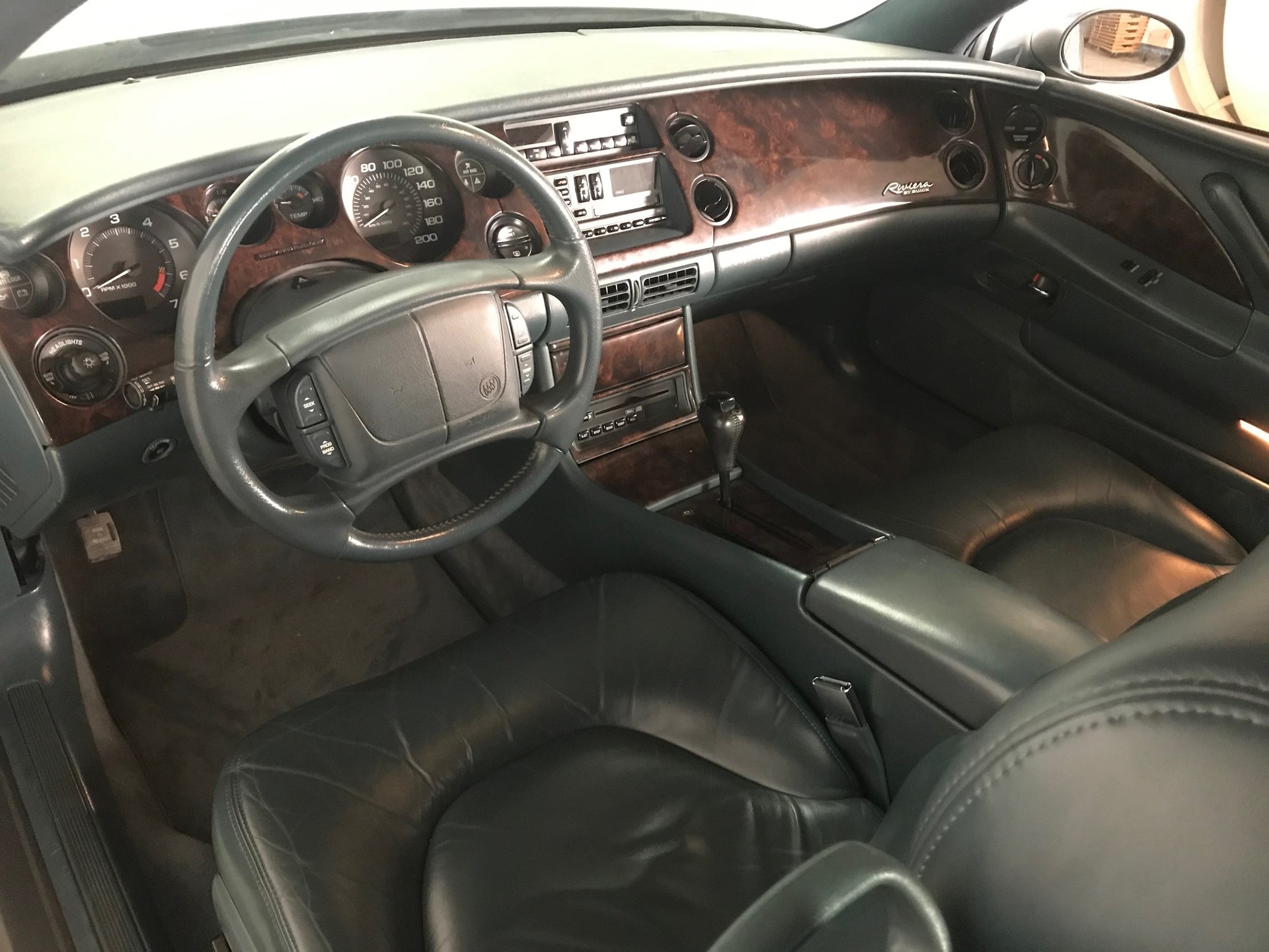 BUICK Riviera Supercharged 1996, 1. Hand, nur 79'000 km. sehr gepflegt,-image-9