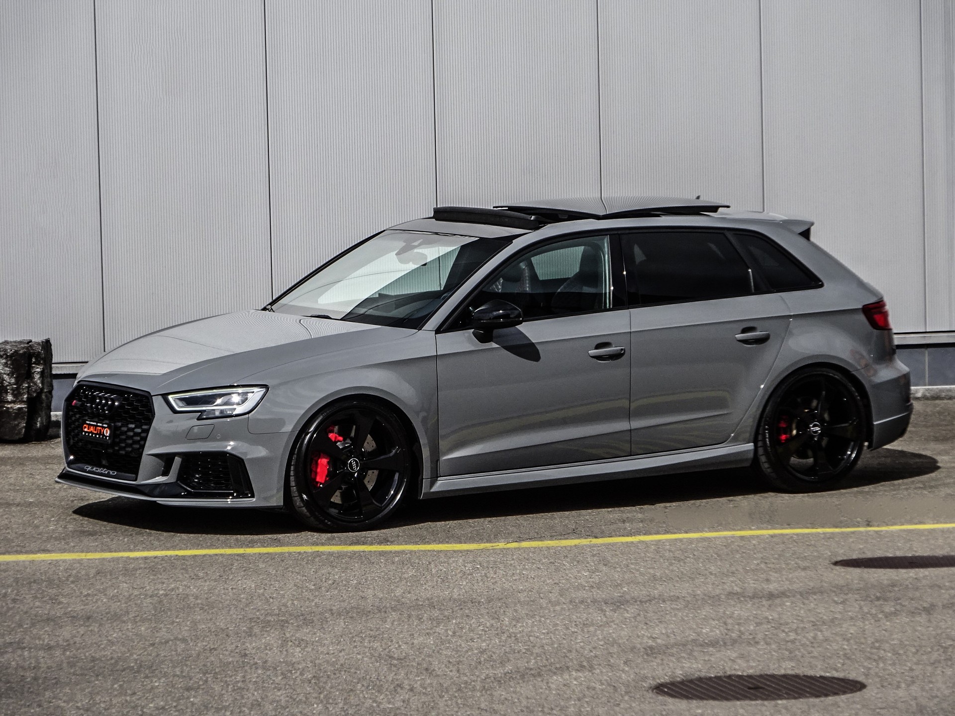 AUDI RS3 Sportback 2.5 TSI quattro S-tronic // CH-Fahrzeug // ABT Motorsport // ohne OPF....-image-4