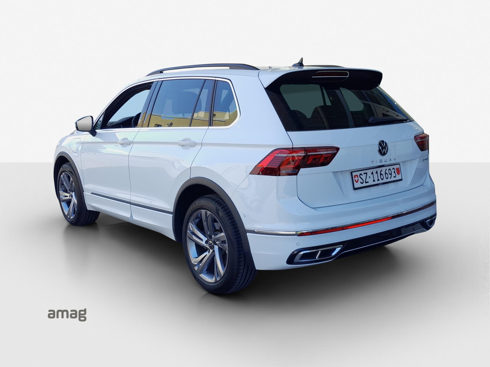 VW Tiguan 1.4TSI PHEV R-Line DSG-image-2